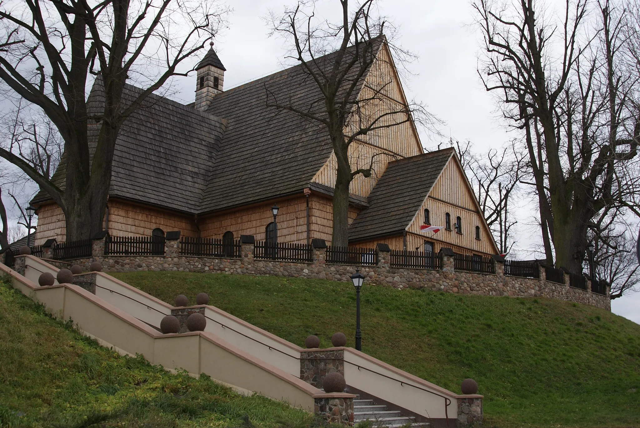 Photo showing: Truskolasy - kościół parafialny p.w. św. Mikołaja