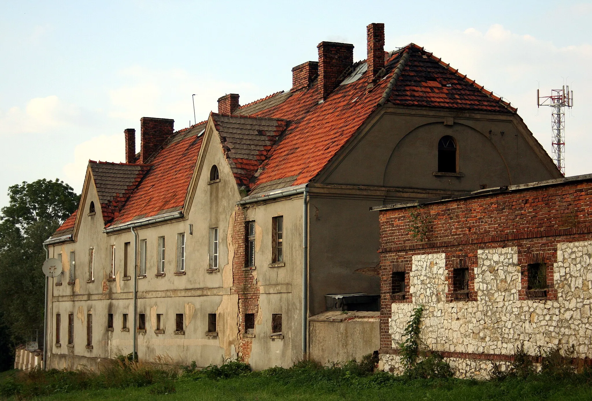 Photo showing: budynek w Kamienicy, powiat lubliniecki