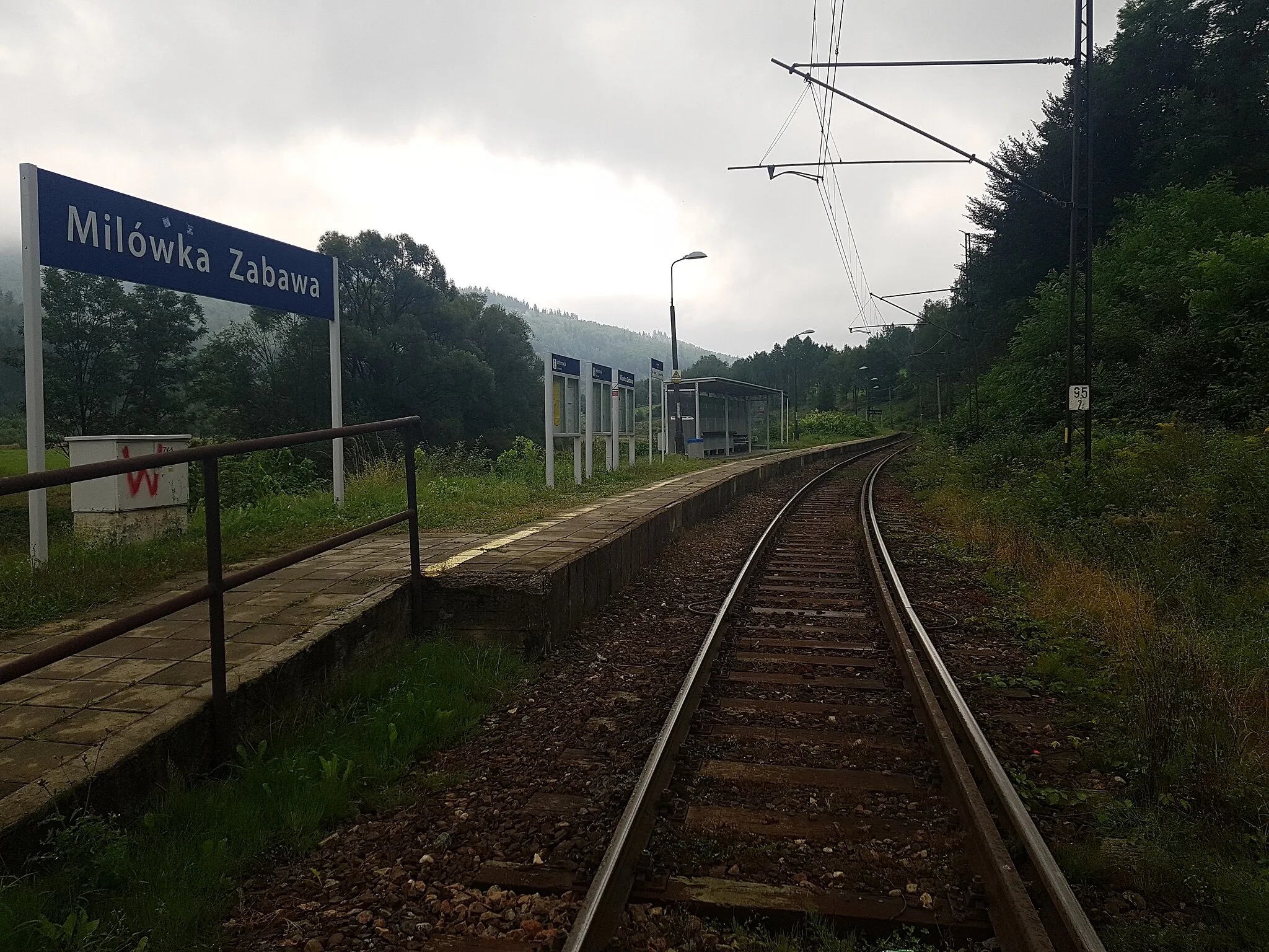 Photo showing: Przystanek kolejowy Milówka Zabawa