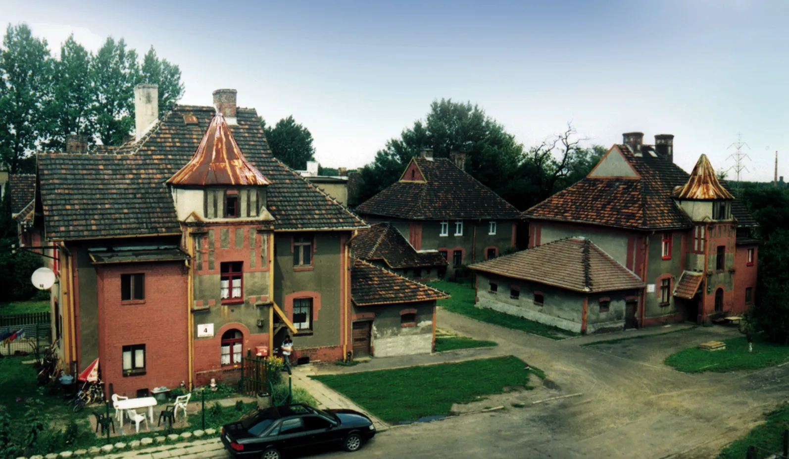 Photo showing: Kolonia domków robotniczych (12 budynków)
Ruda Śląska Chebzie, ulice Styczyńskiego, Nowobytomska i Szafranka, Ruda Śląska