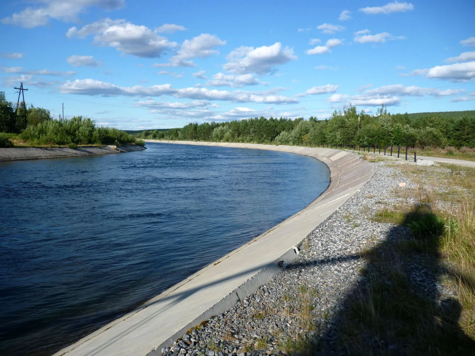 Photo showing: Канал Нивской ГЭС