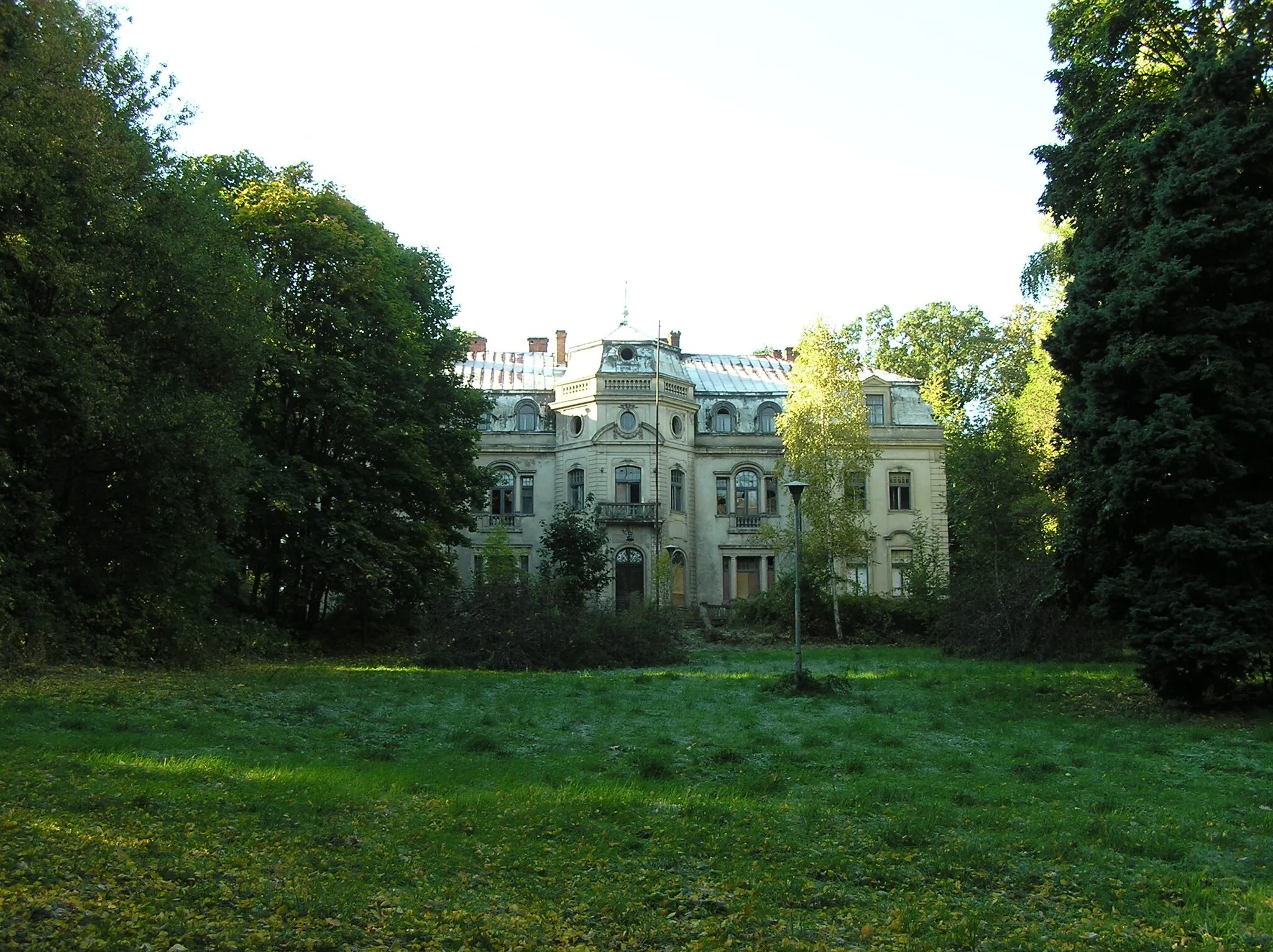 Photo showing: Pałac eklektyczny w Borkowicach, powiat przysuski