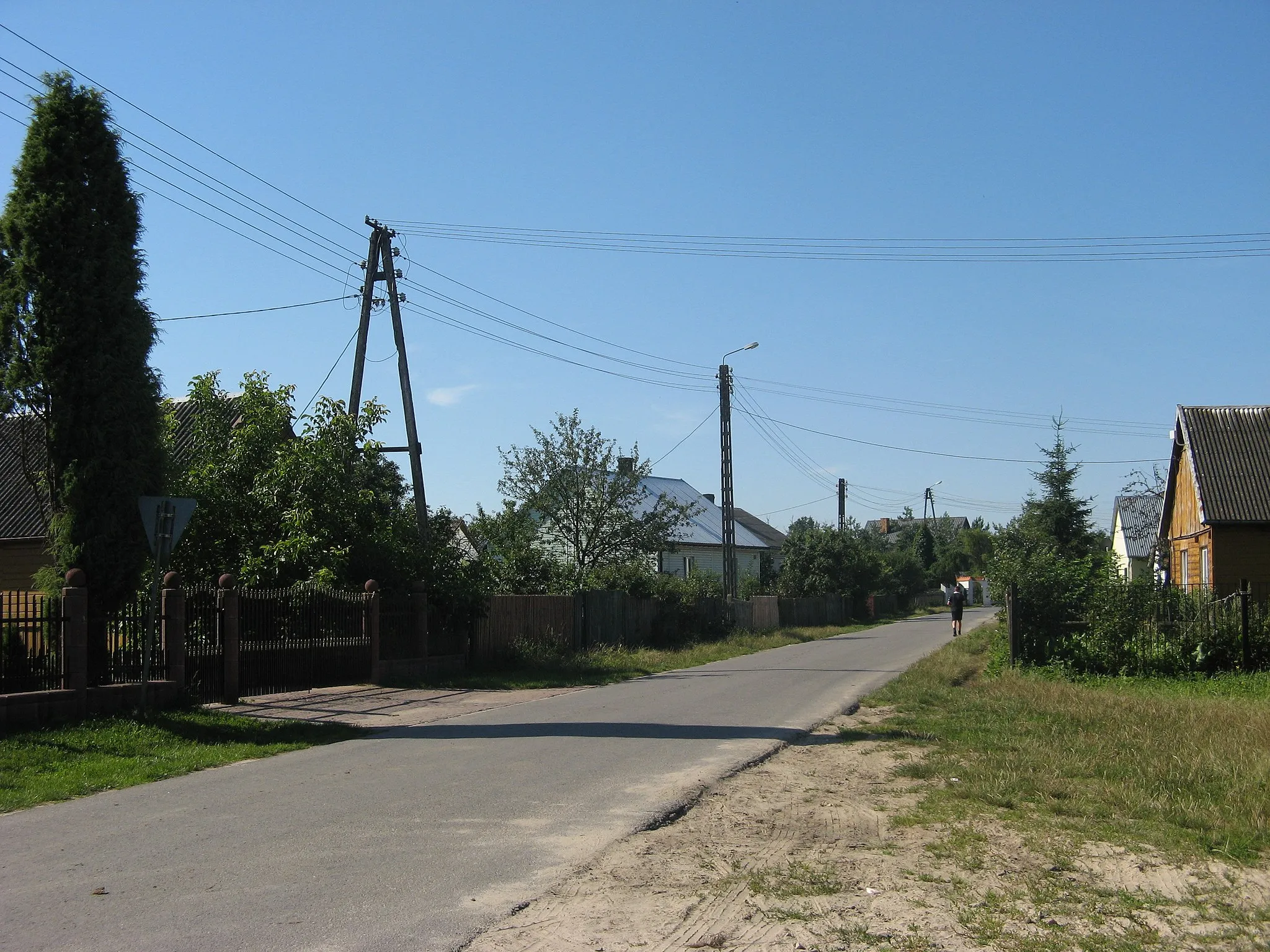 Photo showing: Typowa wiejska zabudowa Pakosławia