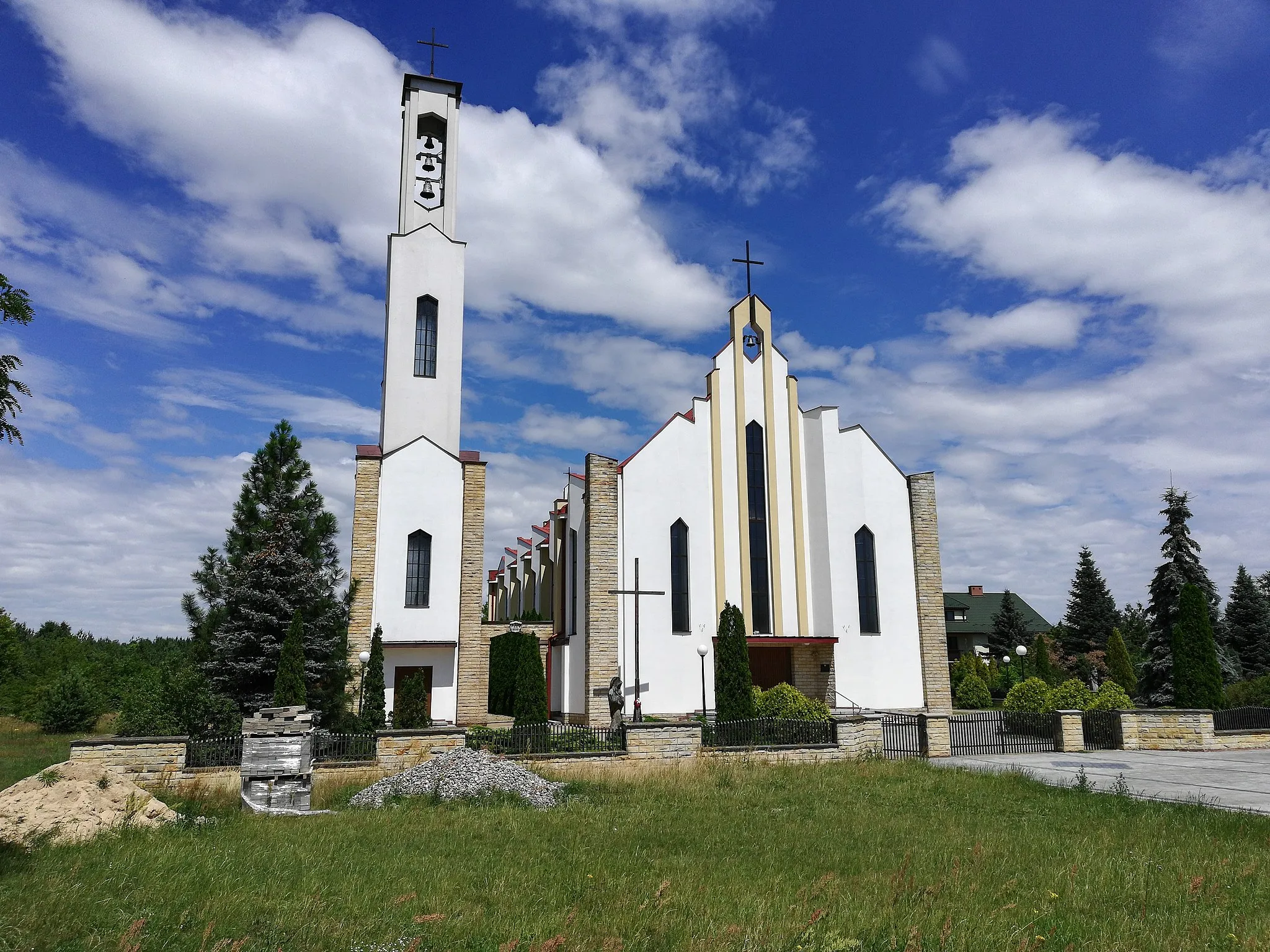 Photo showing: Szydłówek - the church of the Nativity of the Blessed Virgin Mary