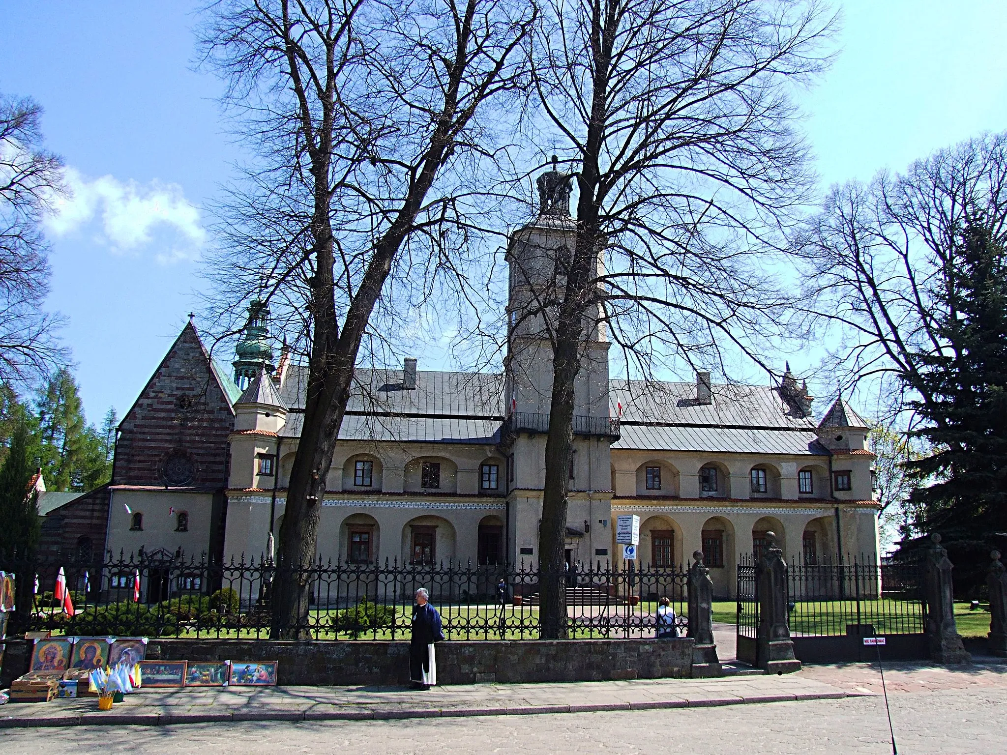 Photo showing: Wąchock - Romański kościół klasztorny pw. Najświętszej Marii Panny i św. Floriana