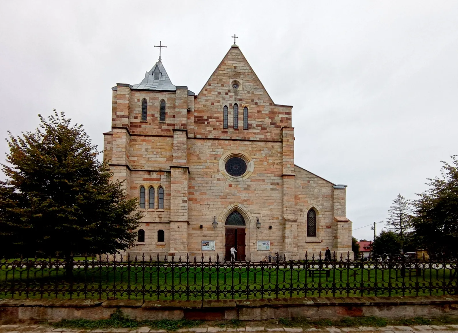 Photo showing: Bliżyn. Kościół św. Ludwika