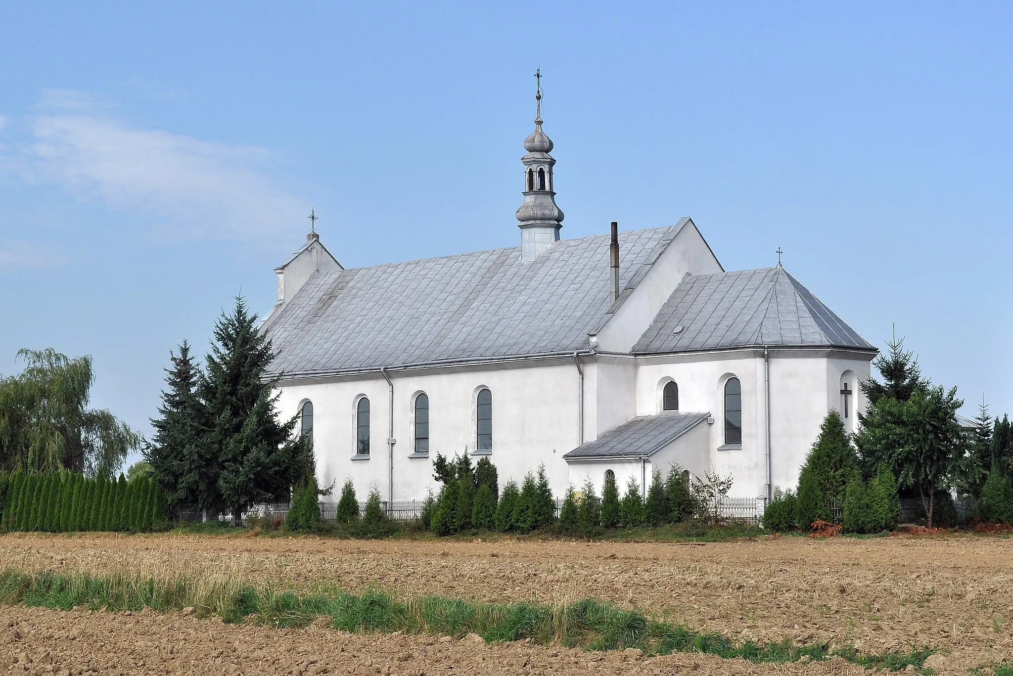 Photo showing: Church of Our Lady Help of Christians in Tuszów Narodowy
