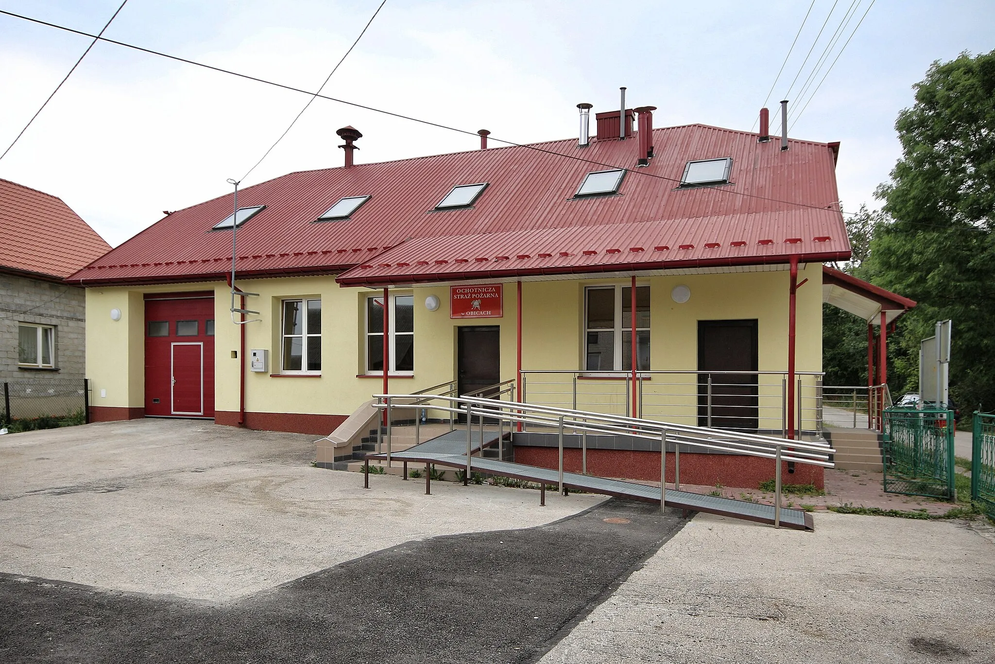 Photo showing: Fire station in Obice.
