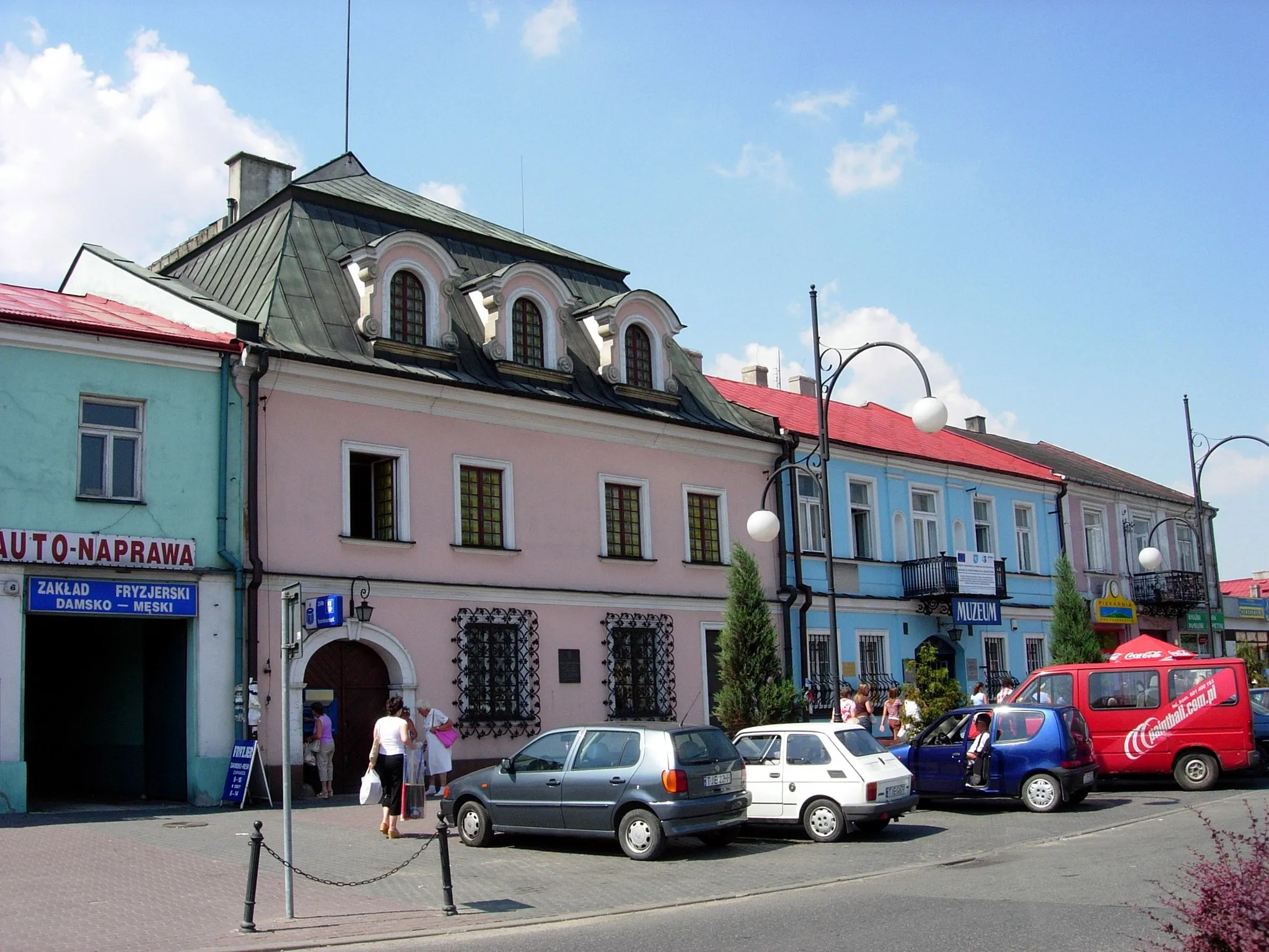 Photo showing: Old houses on Market Square in Jędrzejów, Poland