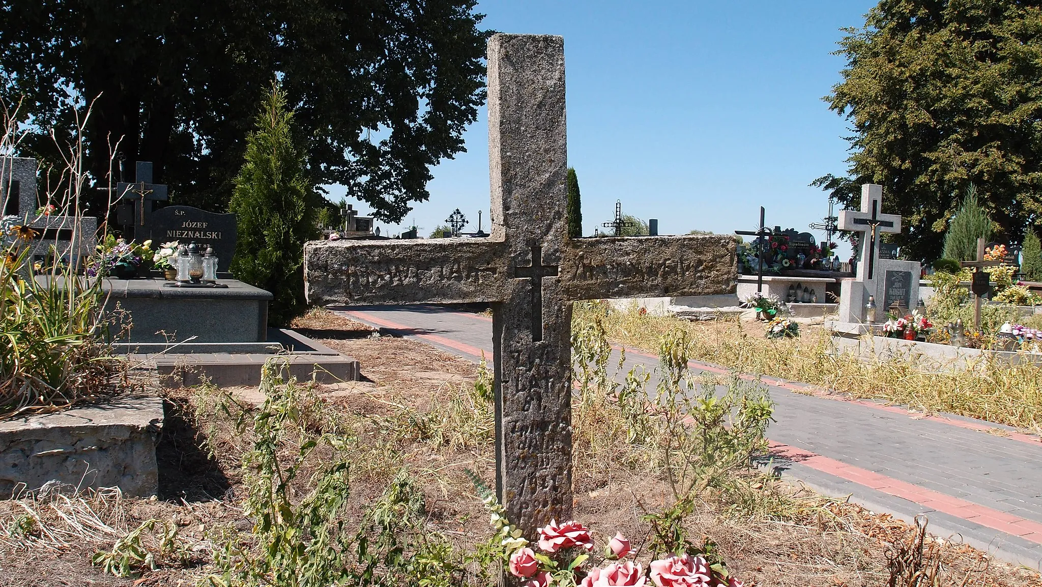 Photo showing: Parish cemetery in Gumienice