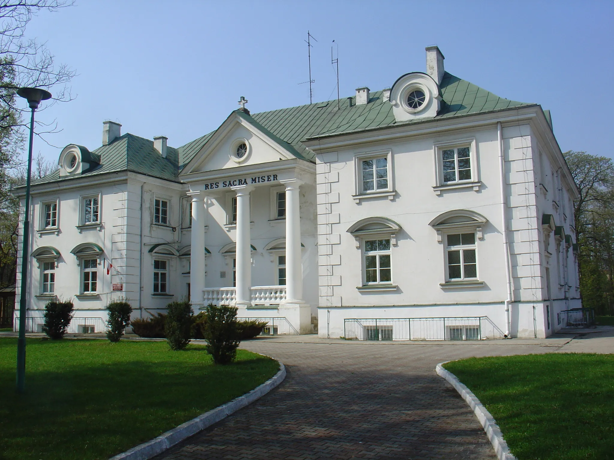 Photo showing: Gościeradów - zespół pałacowy: pałac (zabytek nr rejestr. A/412)