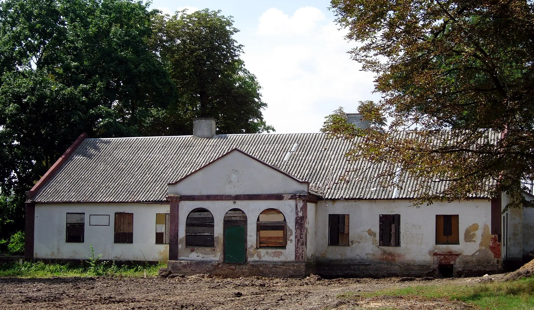 Photo showing: The former manor house in Czajęcice, Poland