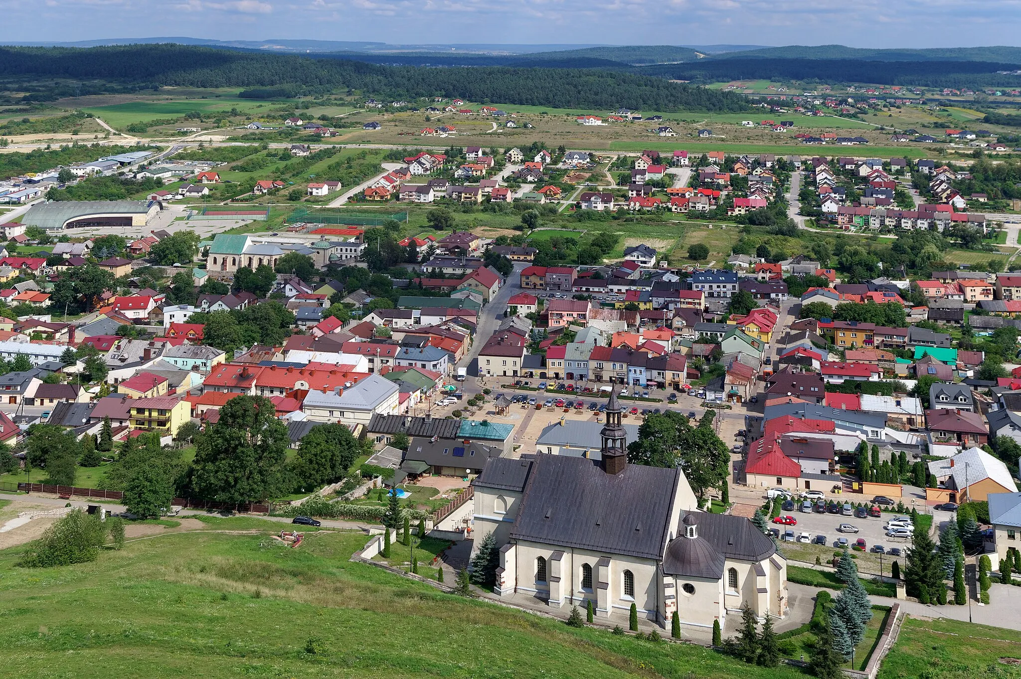 Photo showing: Chęciny - view of the town from the castle