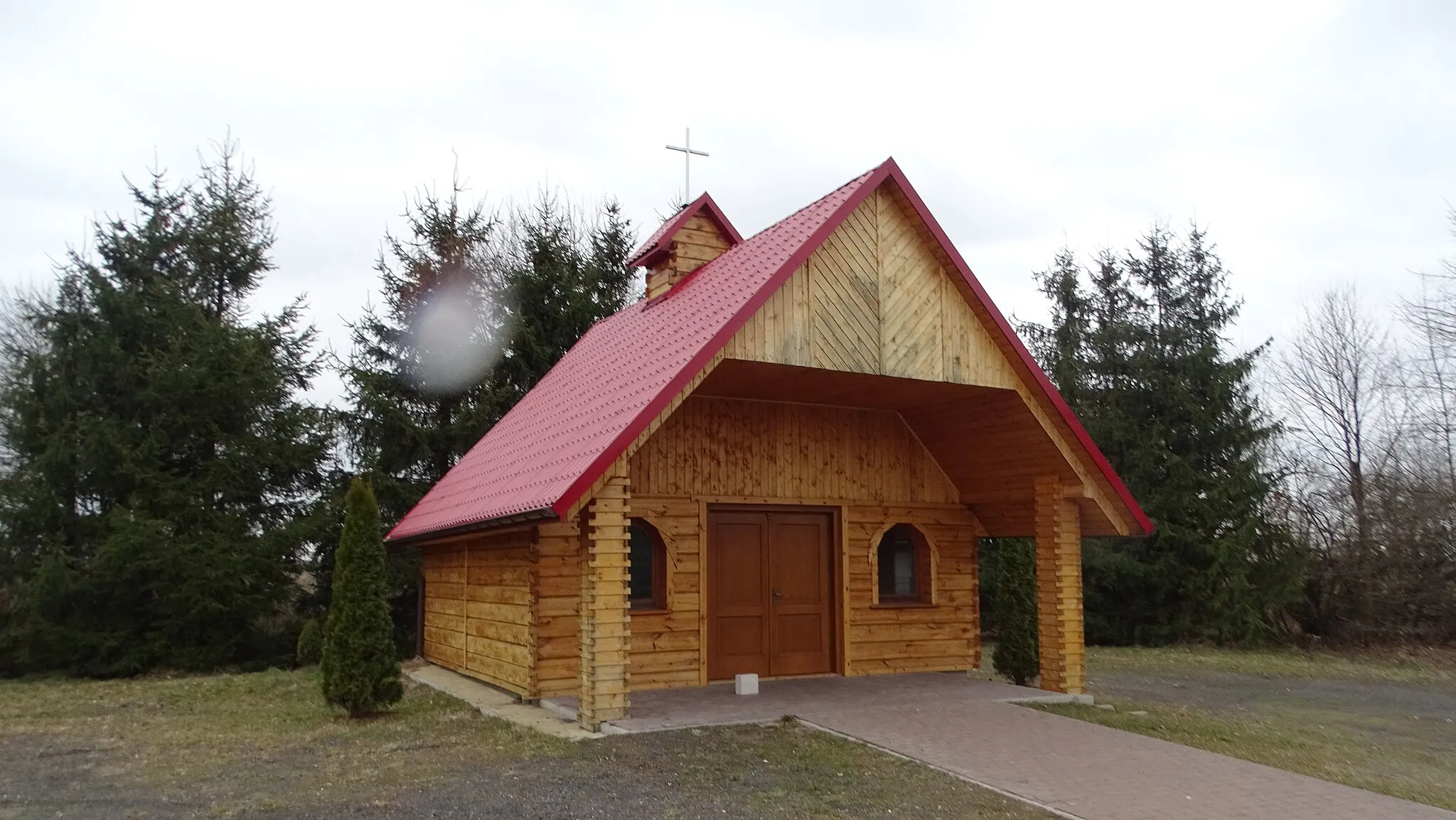 Photo showing: Kaplica pomocnicza w Aleksandrowie Dużym