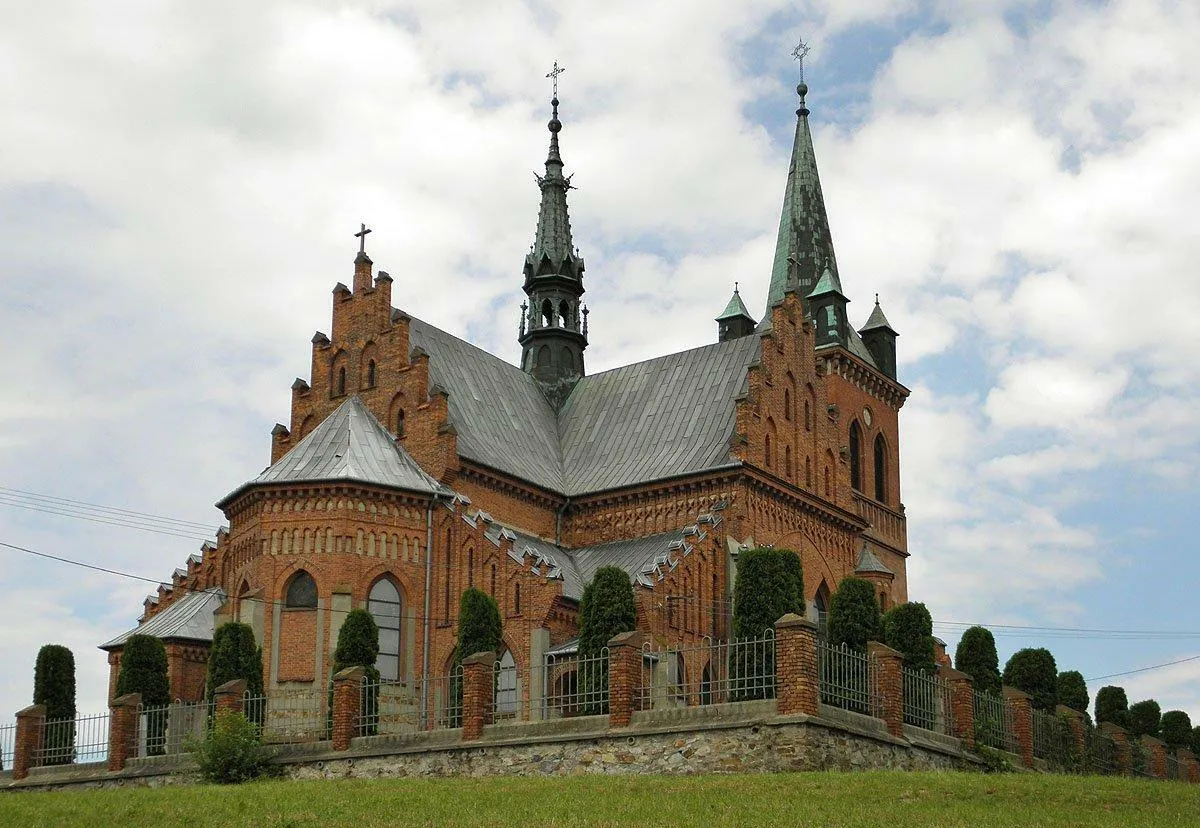 Photo showing: Masłów Pierwszy - rzymskokatolicki kościół parafialny pw. Przemienienia Pańskiego