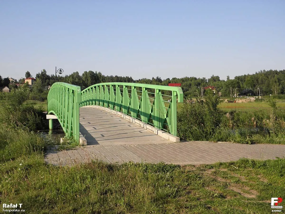 Photo showing: Kładka nad rzeką Kamienną.