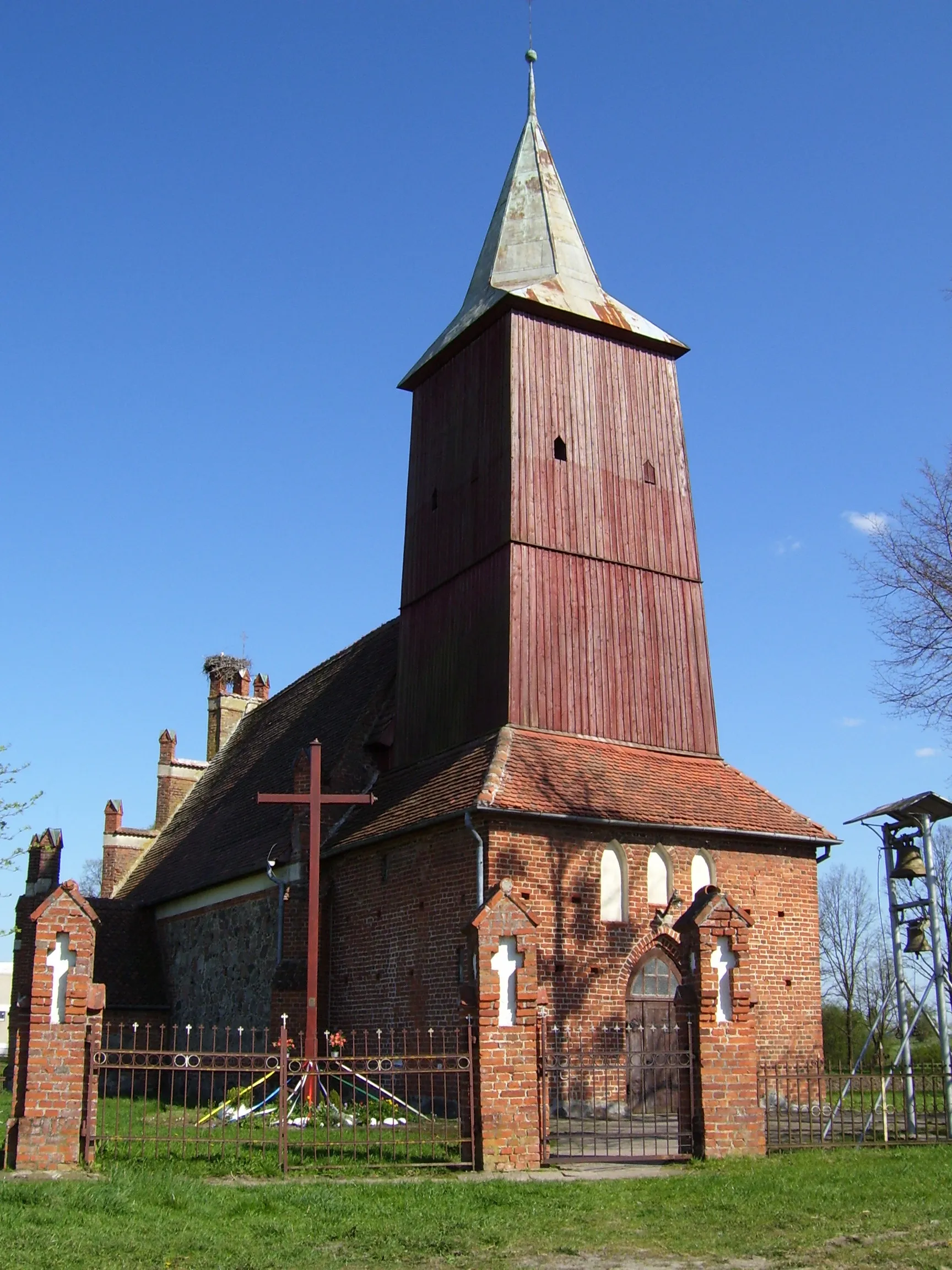 Photo showing: Dzietrzychowo - kościół p.w. Matki Boskiej Różańcowej (zabytek nr rejestr. A-729)