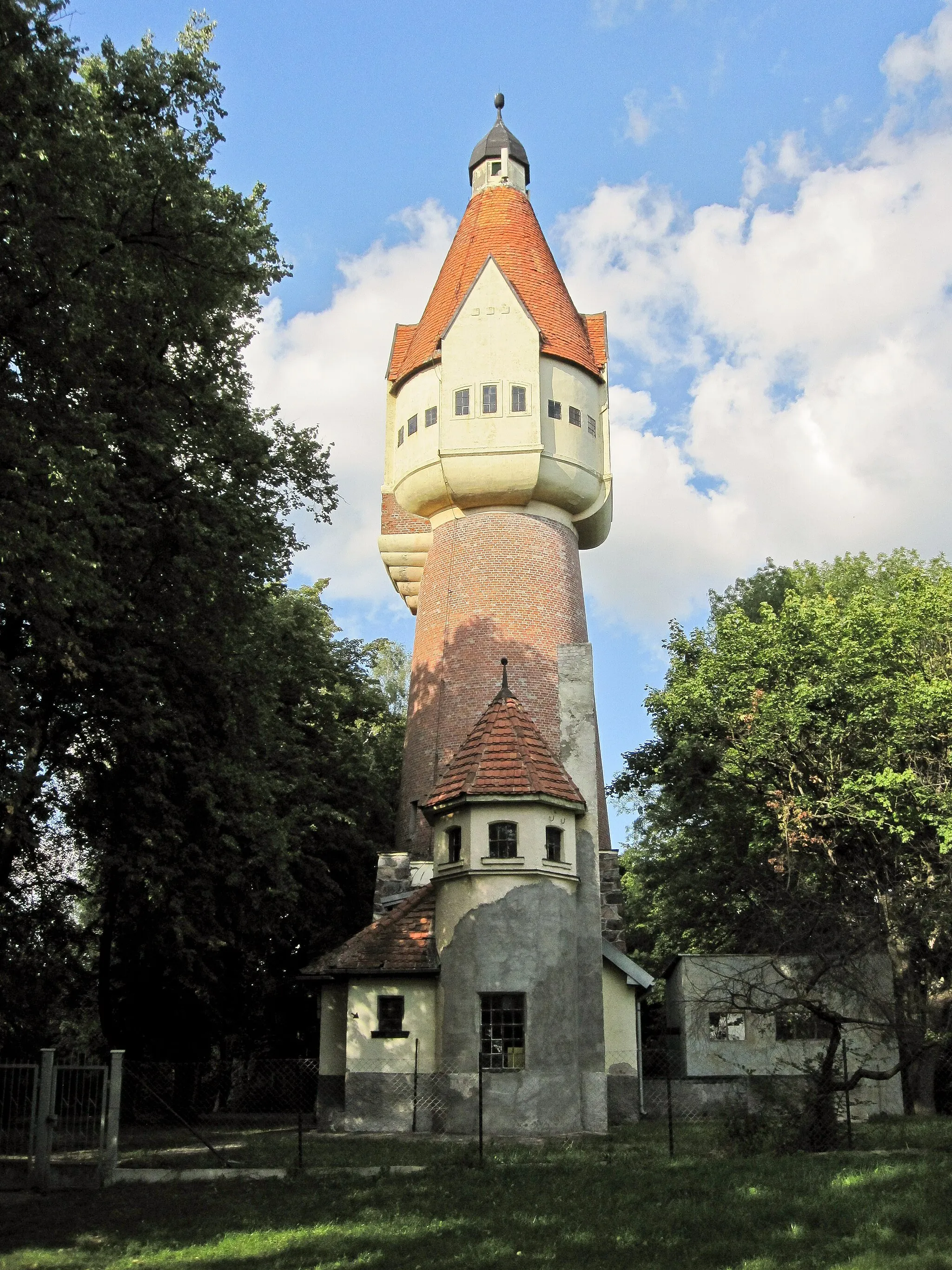 Photo showing: Zabytkowa, wodociągowa wieża ciśnień w miejscowości Pasym