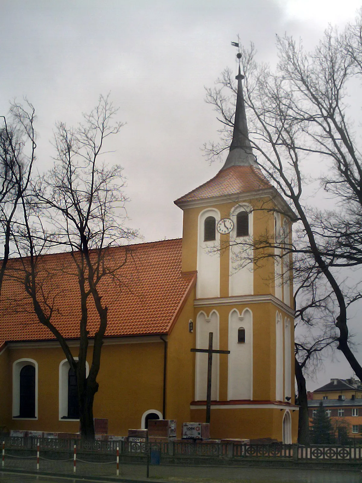 Photo showing: Kościół p.w. Królowej Korony Polskiej w Orzyszu (zabytek nr A-906)