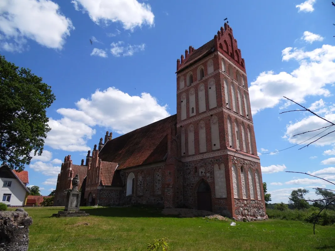 Photo showing: KOŚCIÓŁ.