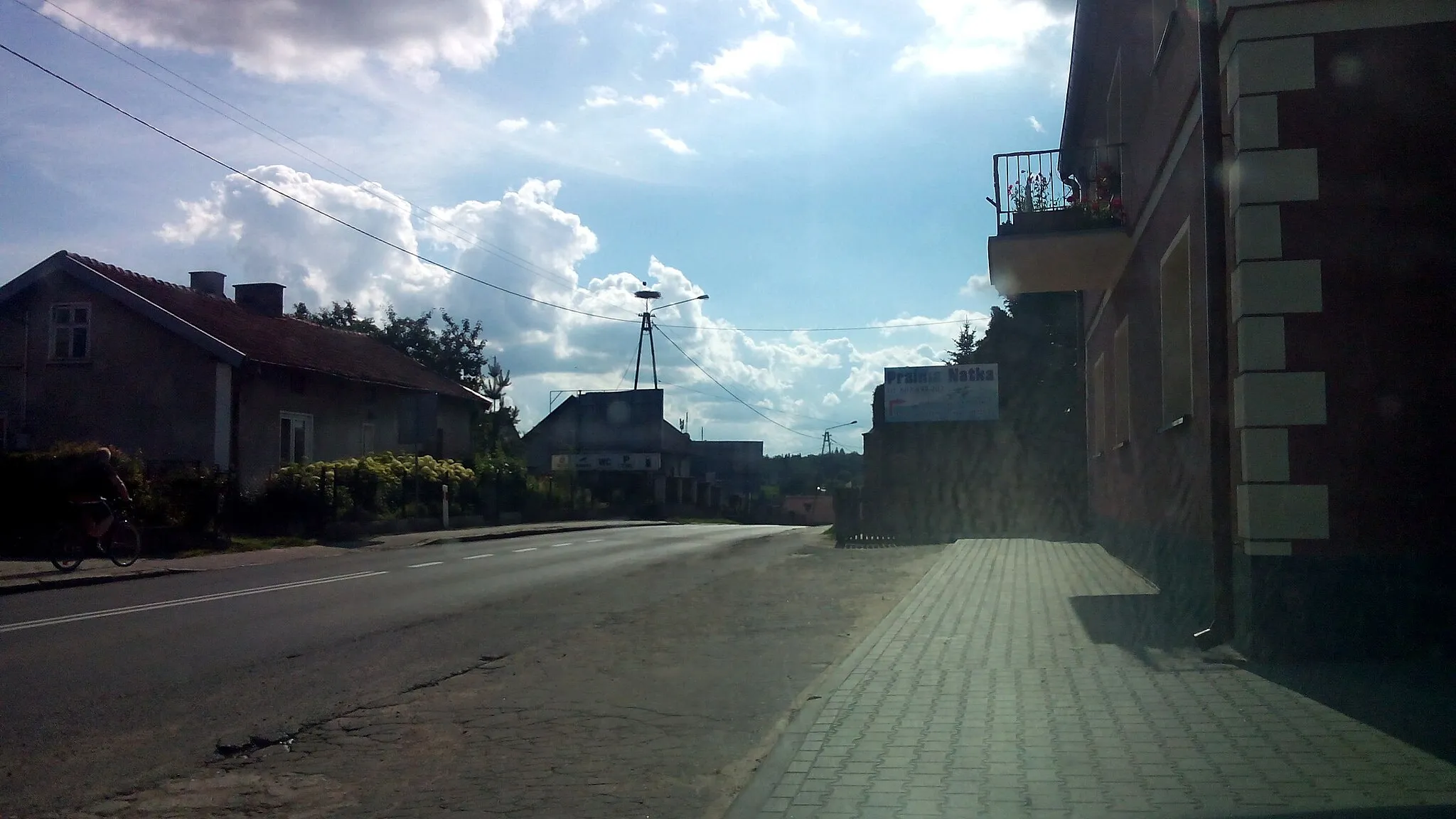 Photo showing: Gniazdo bociana białego znajdujące się we wsi Marcinkowo