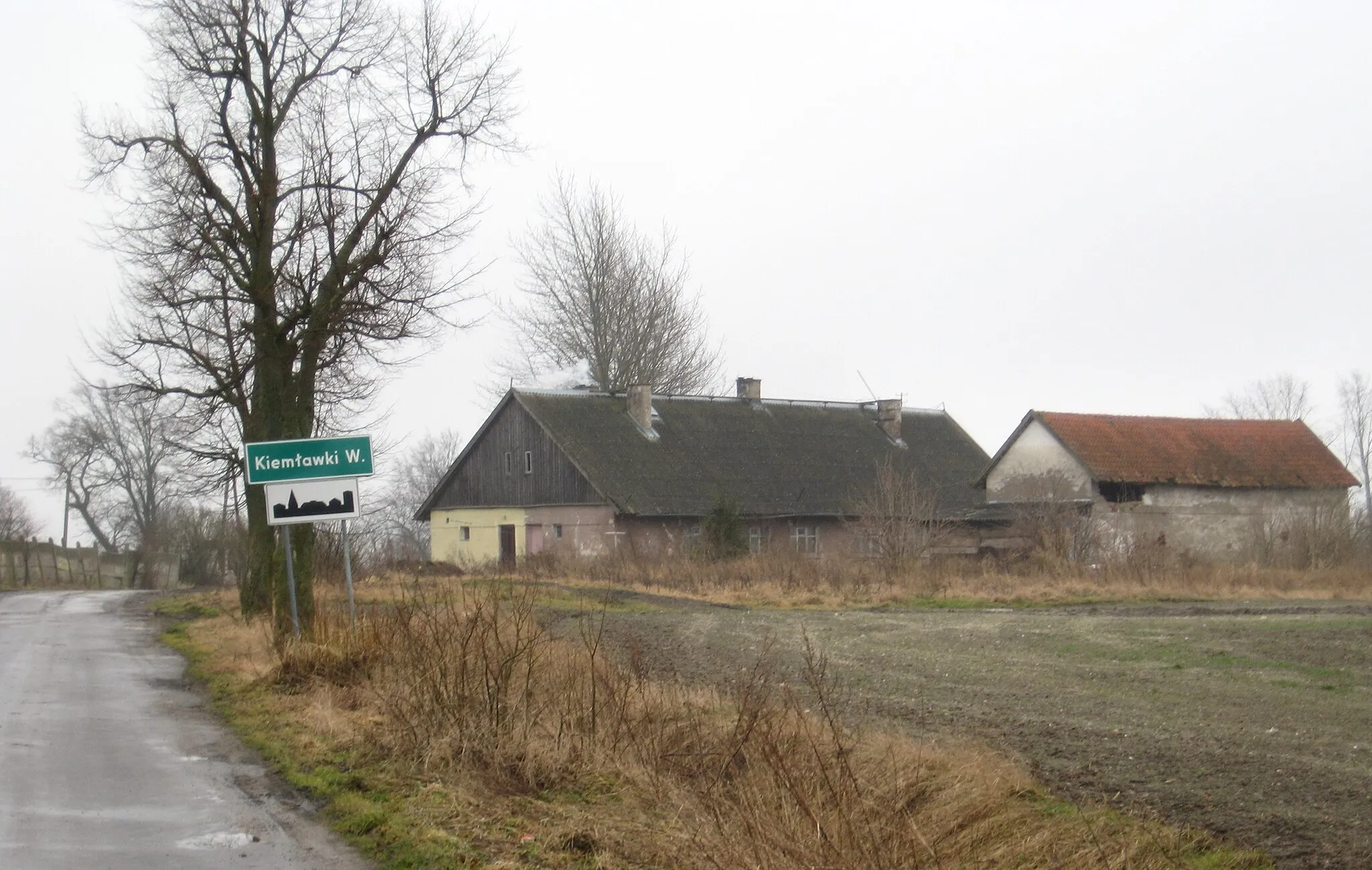 Photo showing: The village Kiemławki Wielkie in Poland

Camera location 54° 09′ 07″ N, 21° 19′ 58″ E View this and other nearby images on: OpenStreetMap 54.151944;   21.332778