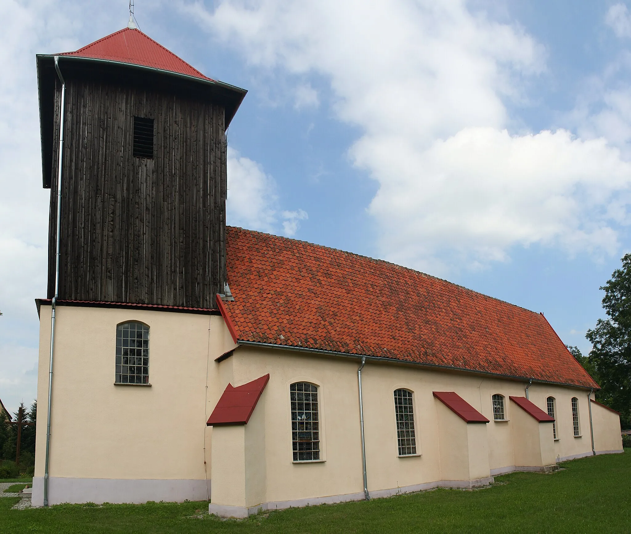 Photo showing: Kościół Najświętszego Serca Pana Jezusa w Dębowcu