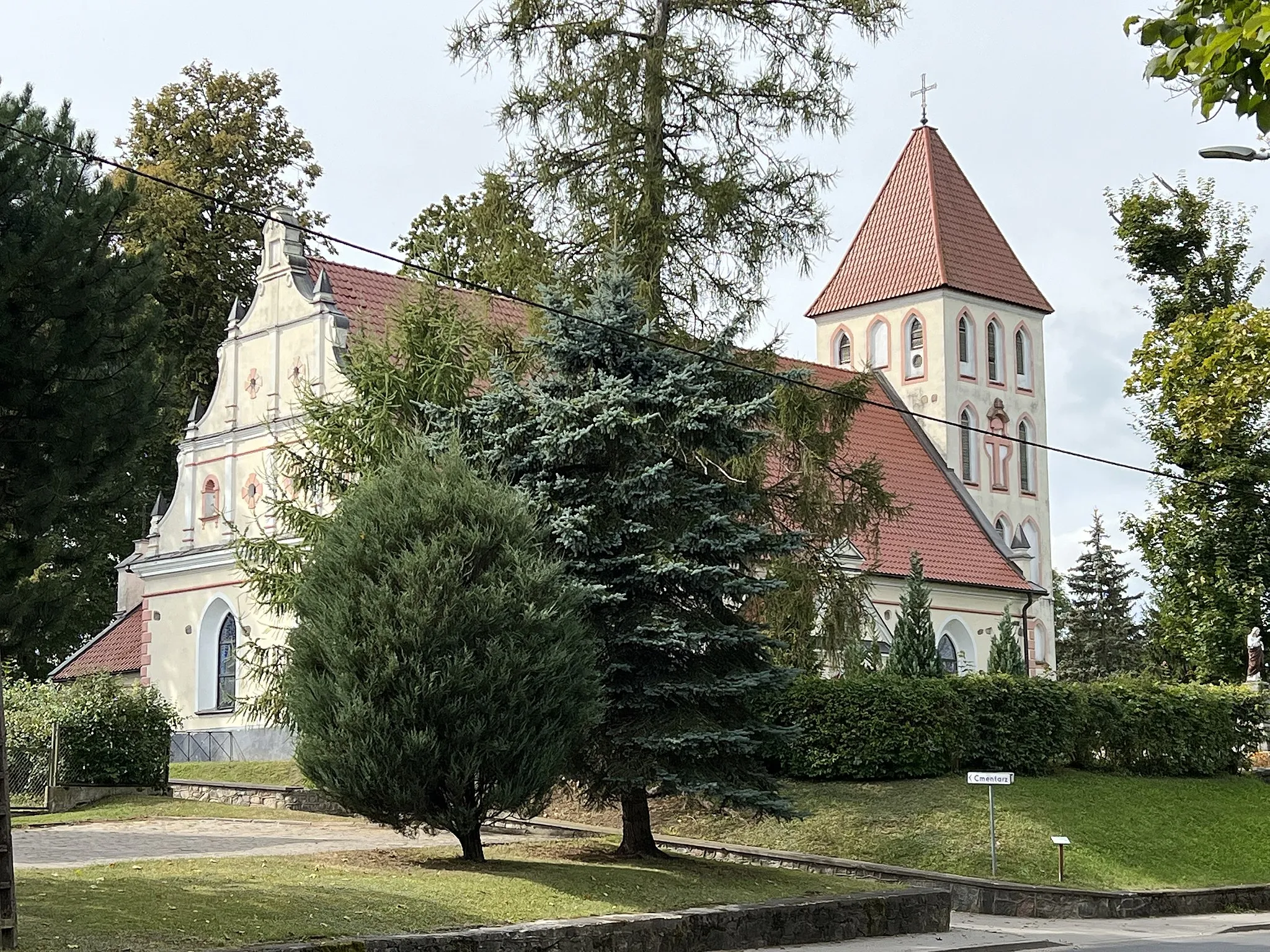 Photo showing: Kościół ewangelicki w Baniach Mazurskich, obecnie kościół rzymskokatolicki św. Antoniego Padewskiego