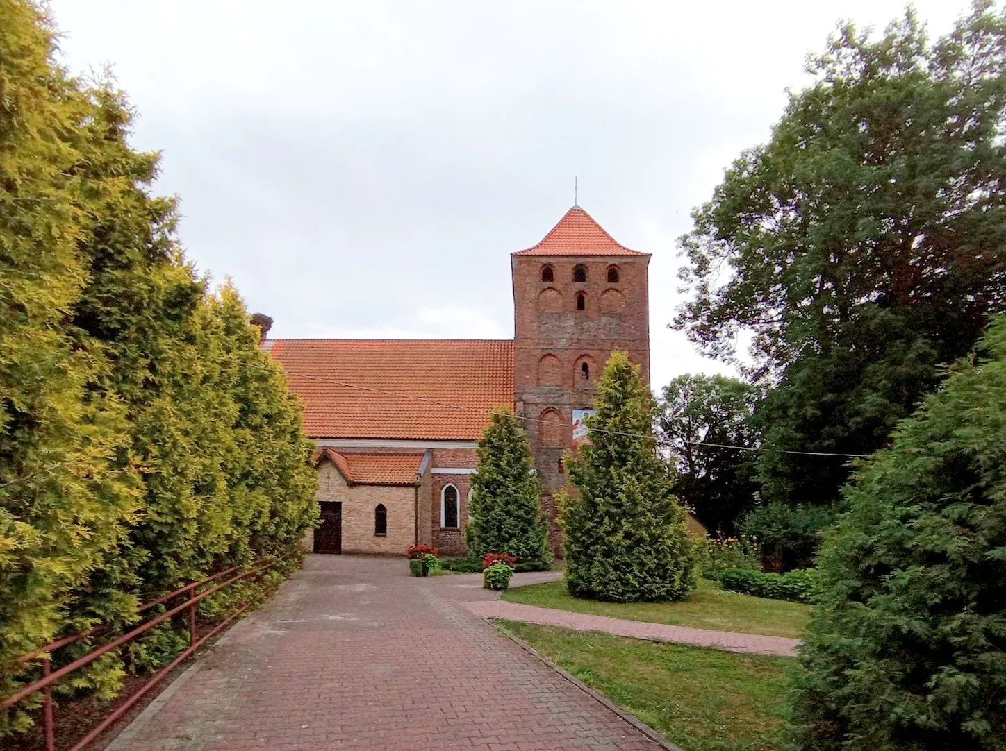 Photo showing: Stary Dzierzgoń. Kościół Wniebowstąpienia Pańskiego