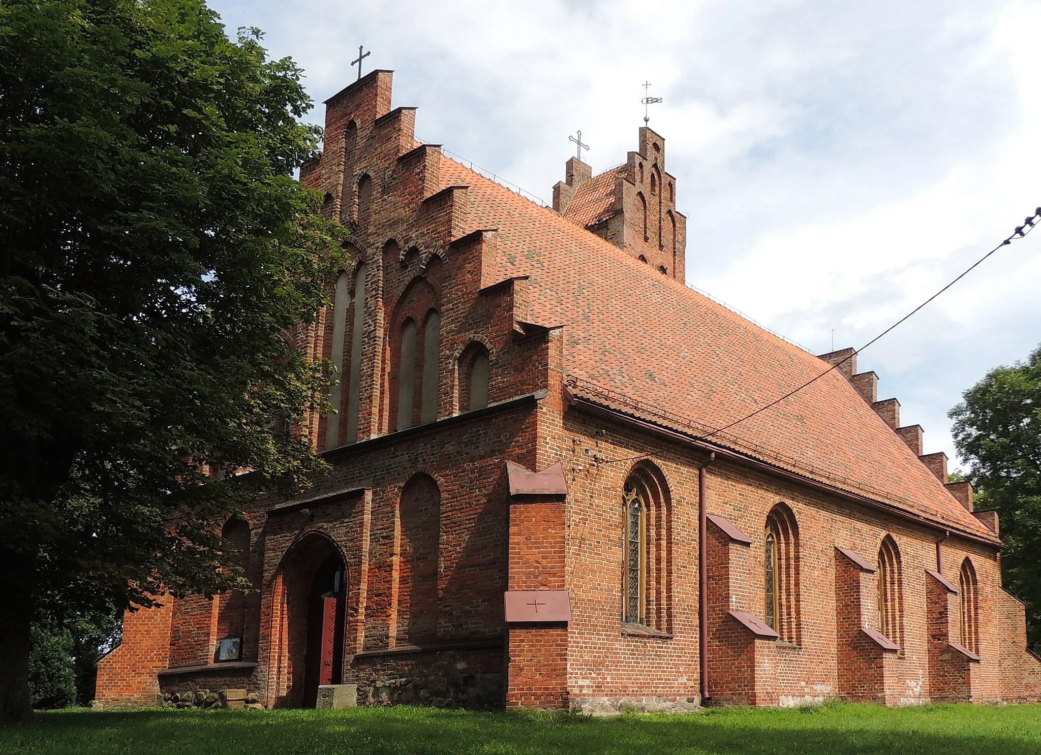 Photo showing: Milejewo - rzymskokatolicki kościół parafialny p.w. św. Stanisława, 1380-1389, 1639, 1856-1860