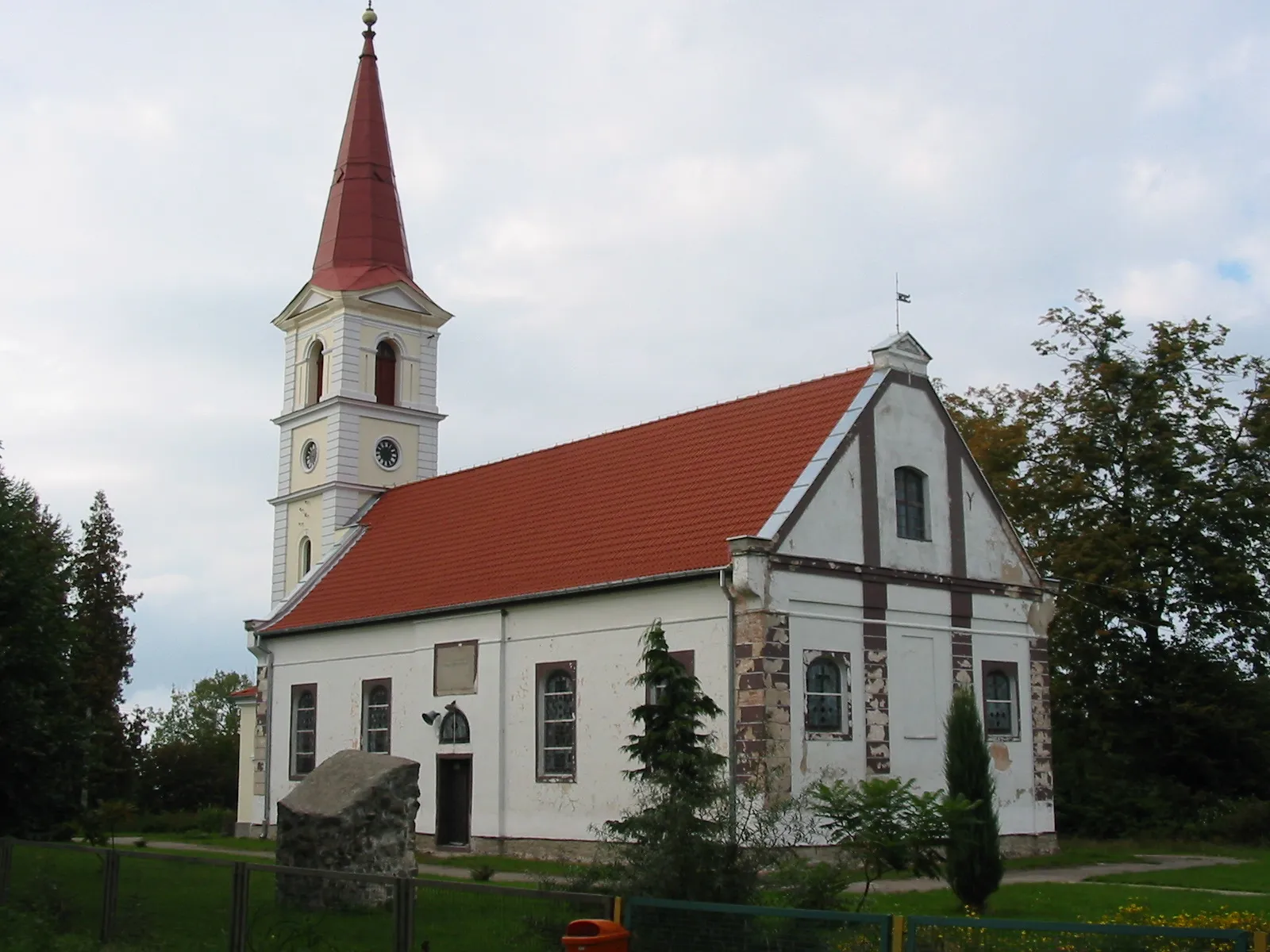 Photo showing: Łęcze - kościół parafialny pw. Najświętszego Serca Jezusowego