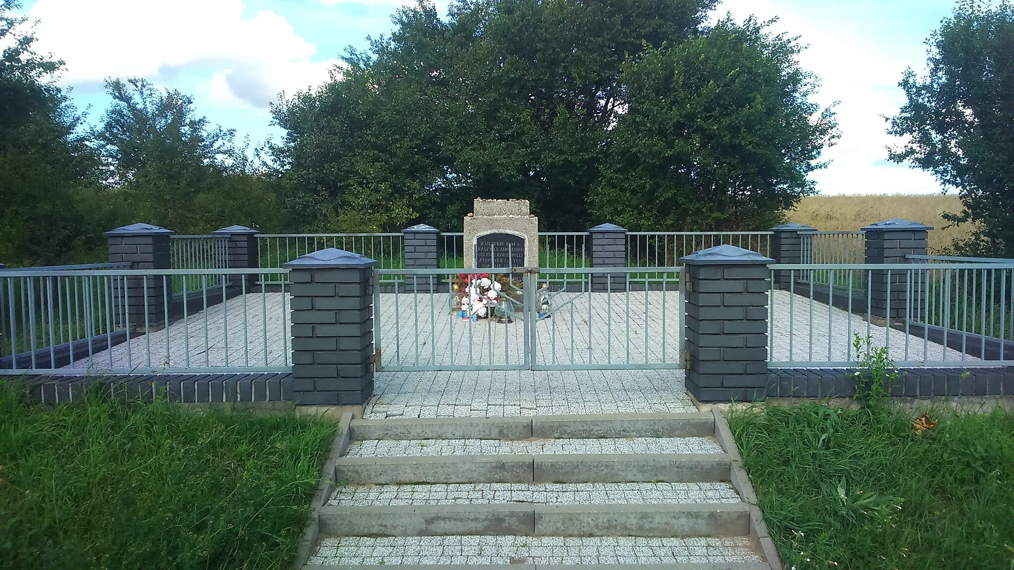 Photo showing: This is a photo of a monument in Poland identified in WLM database by the ID