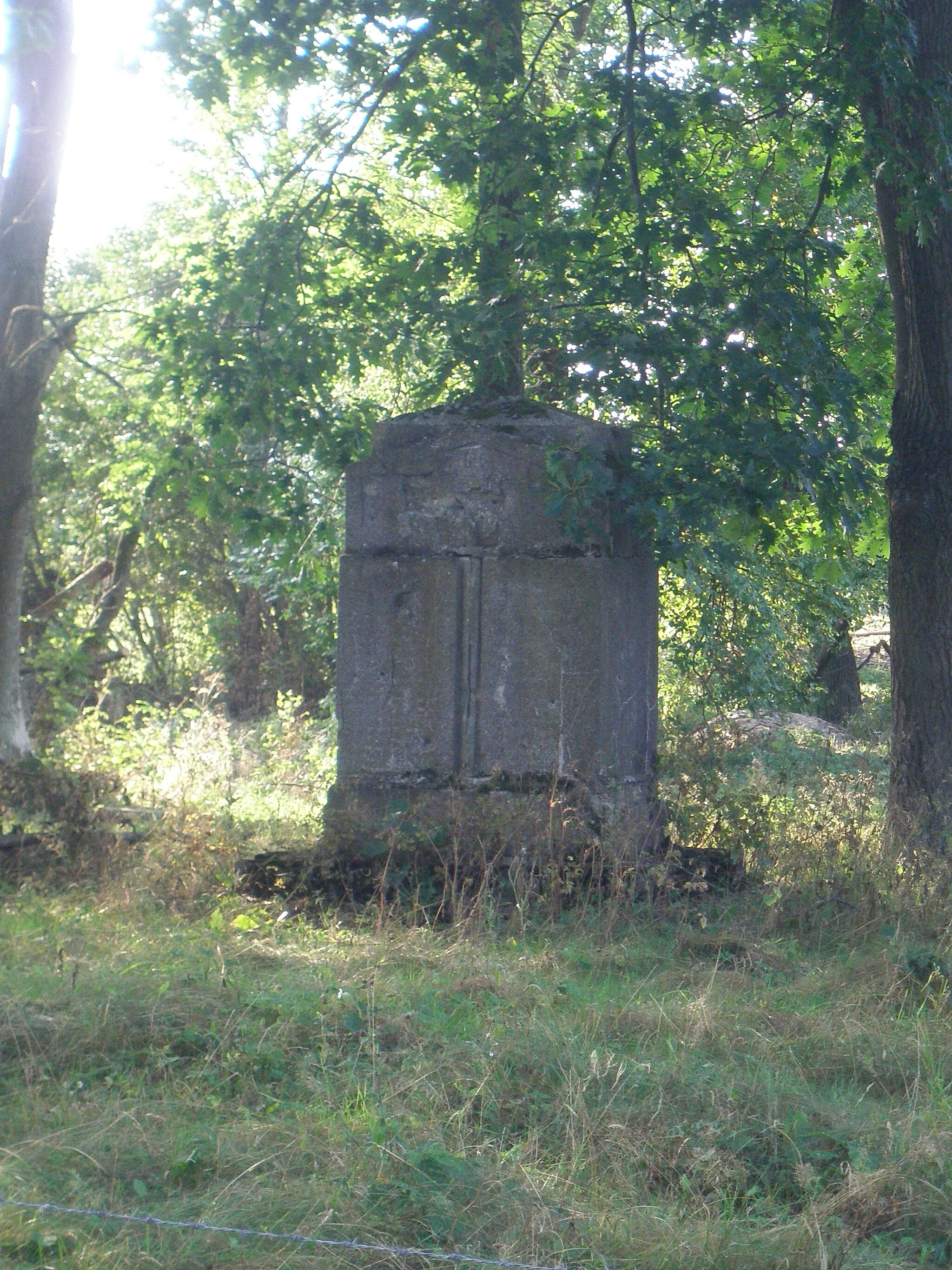 Photo showing: Opaleniec - pomnik niemiecki