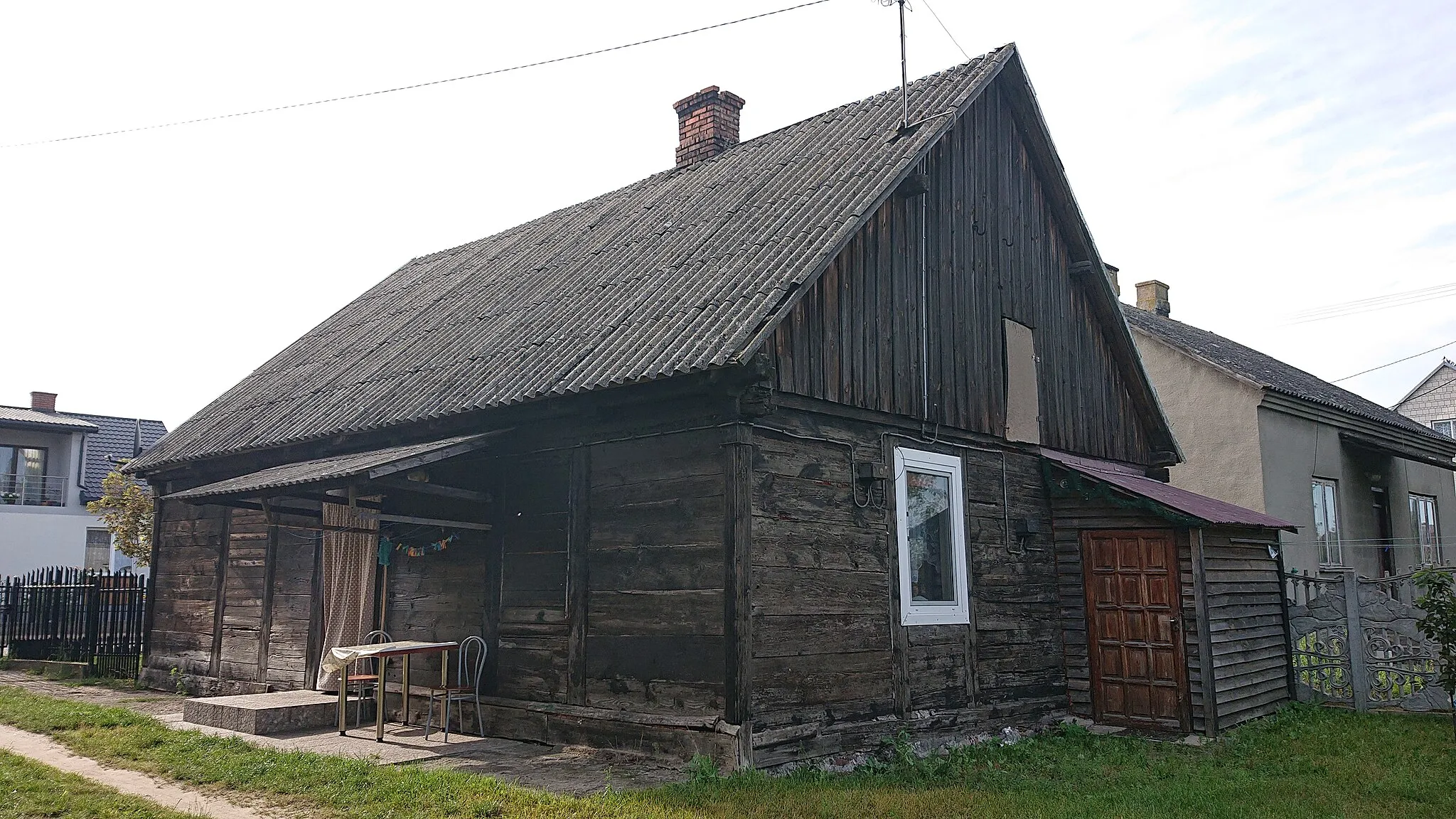 Photo showing: Wooden house in Jednorożec, Przasnysz country, Kurpie (Green Forest), Poland