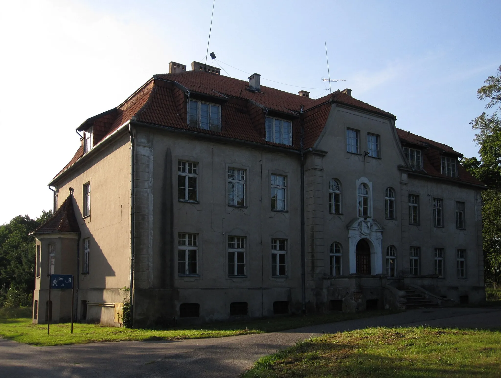Photo showing: Manor in Gródki village