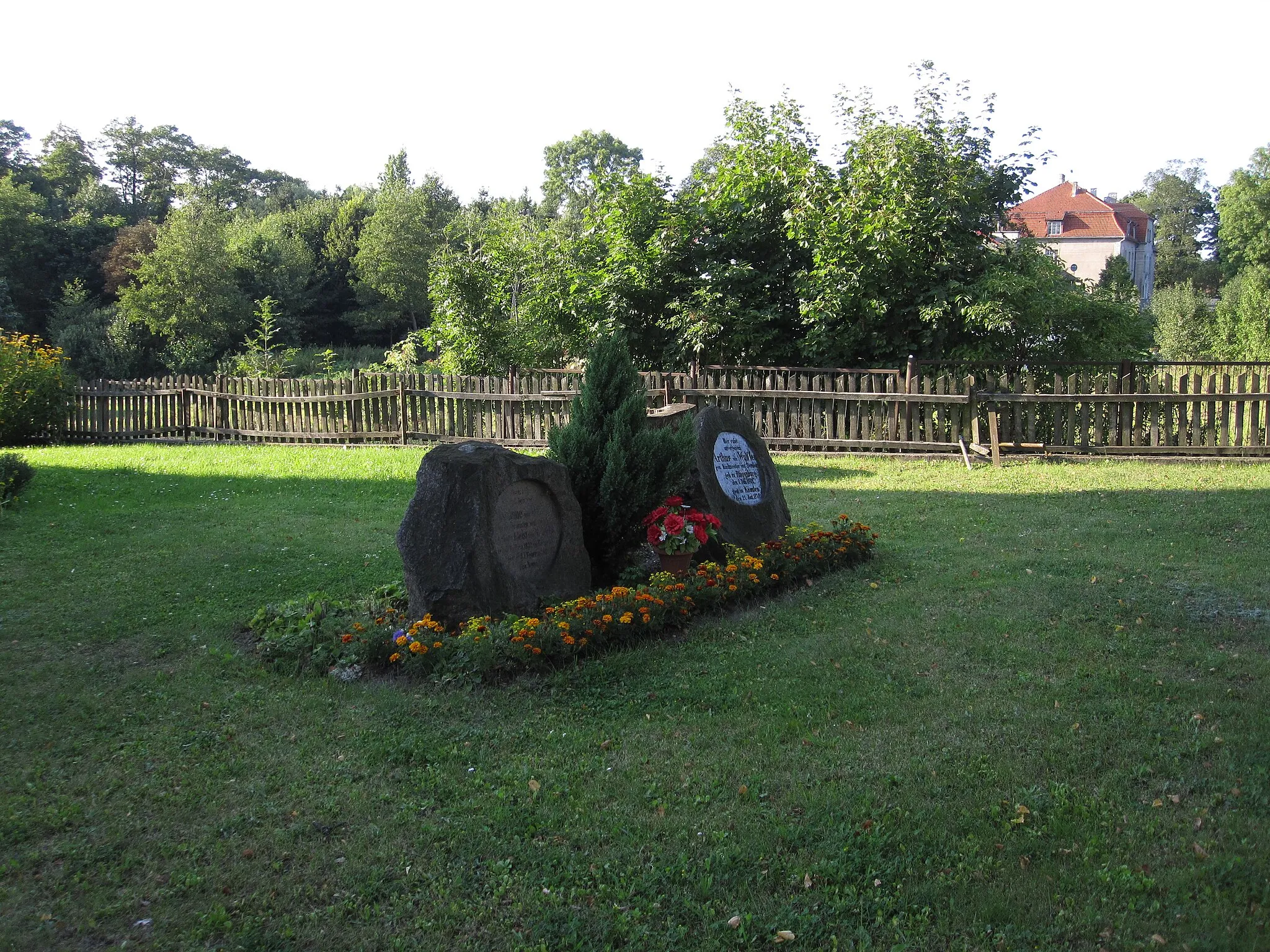 Photo showing: Manor in Gródki village