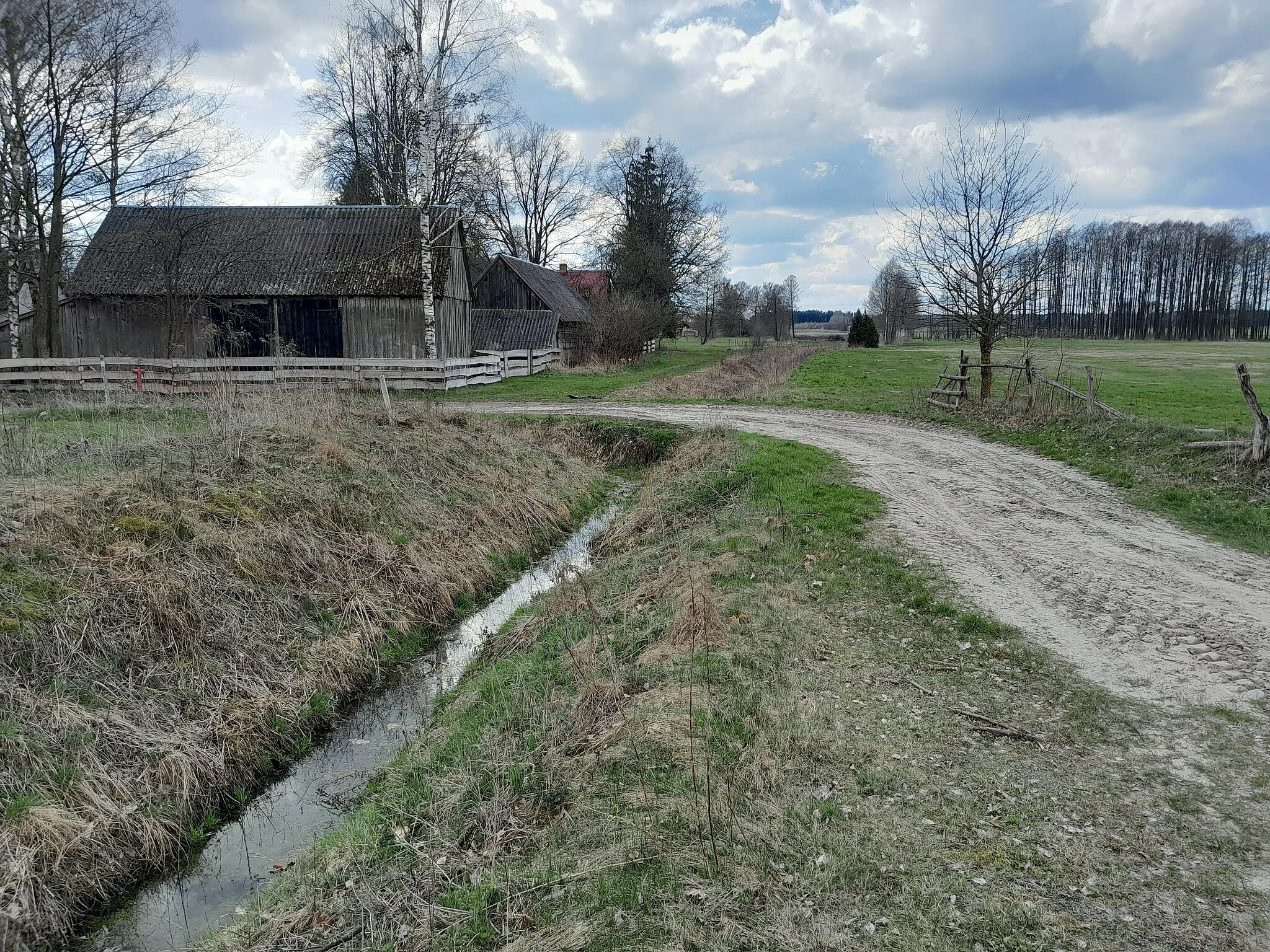 Photo showing: Dąbrowy dawny rów graniczny między Polską a Prusami Wschodnimi
