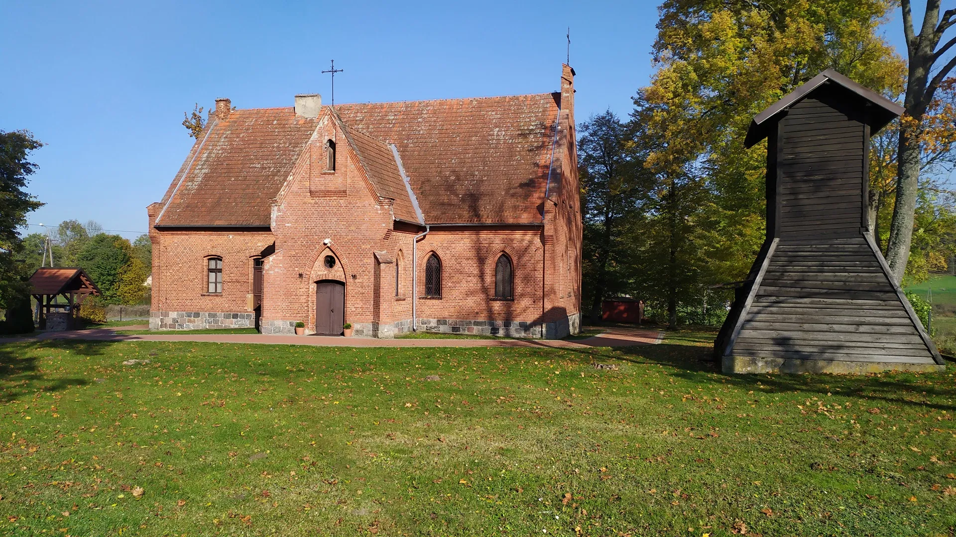 Photo showing: Kościół w Glaznotach