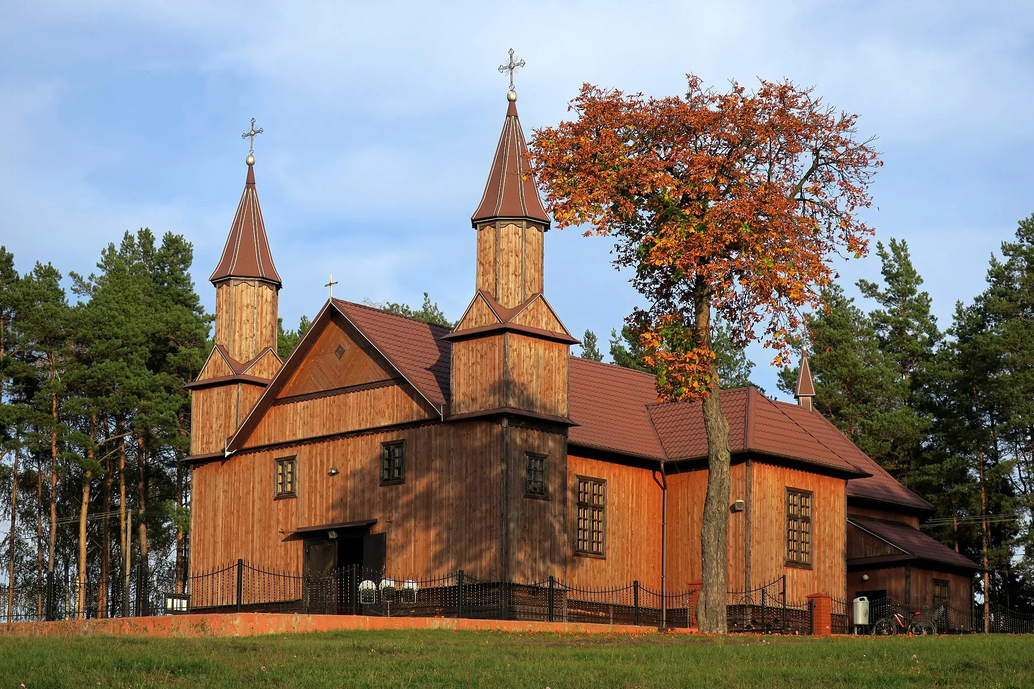 Photo showing: Kościół parafialny pw. św. Rocha w Lemanie.