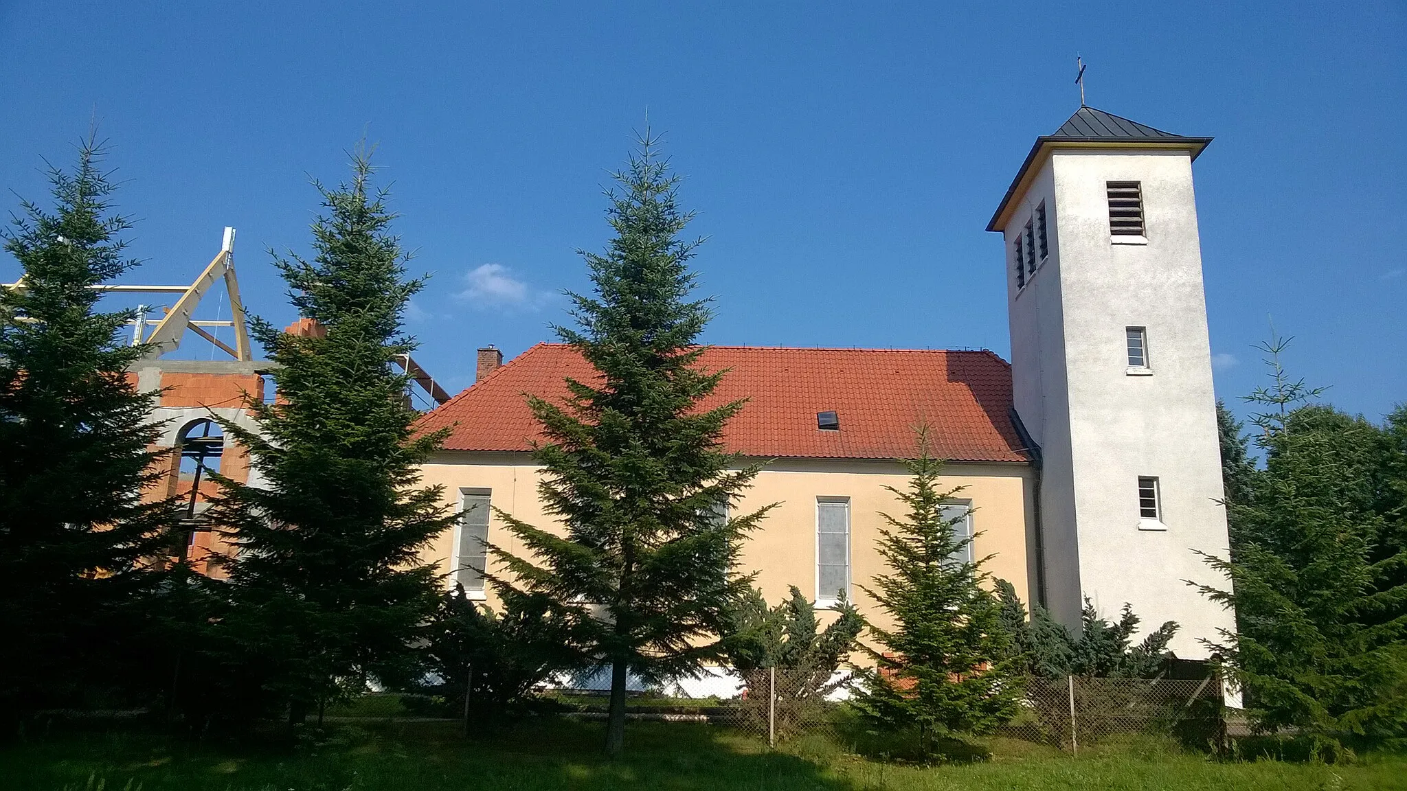 Photo showing: Kościół Matki Boskiej Różańcowej w Pieckach