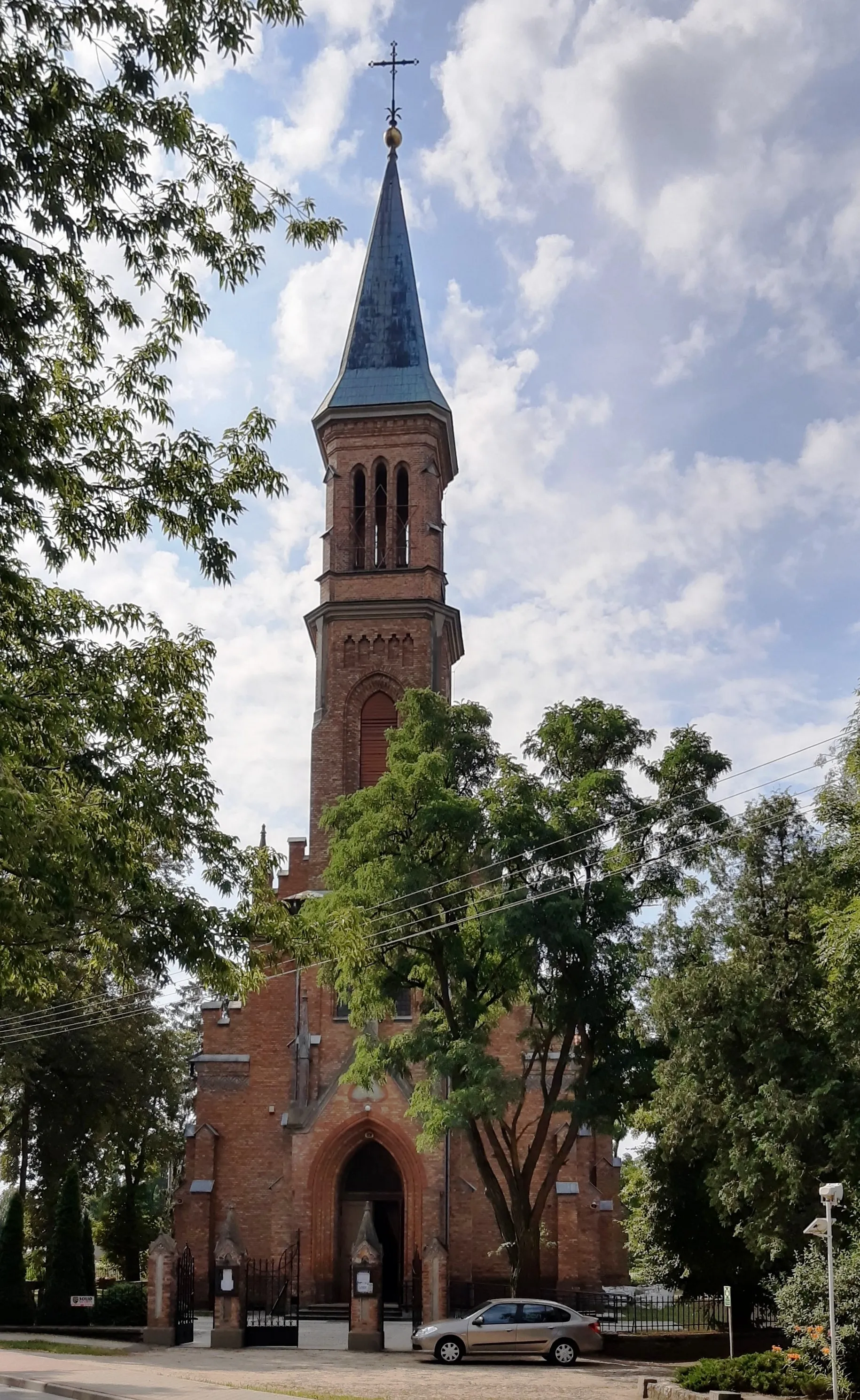 Photo showing: Sońsk (gm. Sońsk, pow. Ciechanów) - kościół Przemienienia Pańskiego (parafia Św. Wita, Modesta i Krescencji )