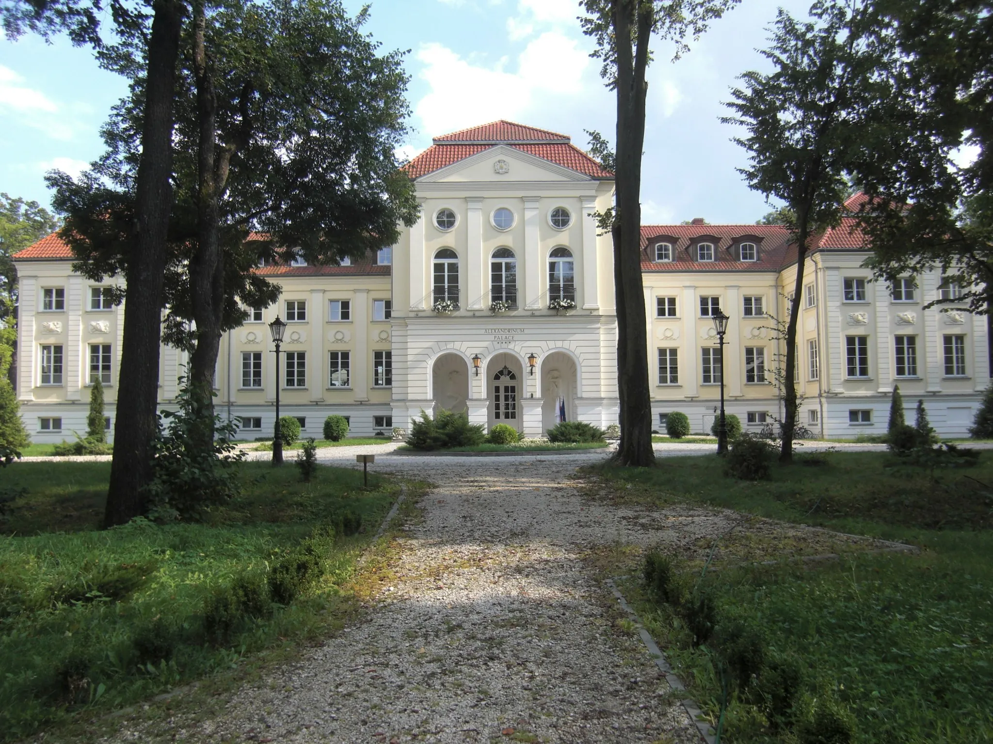 Photo showing: Hotel Pałac Alexandrinum