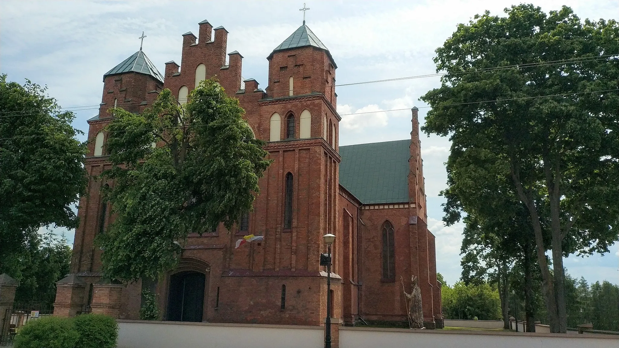 Photo showing: Building of St. Thomas Church in Dzierzenin