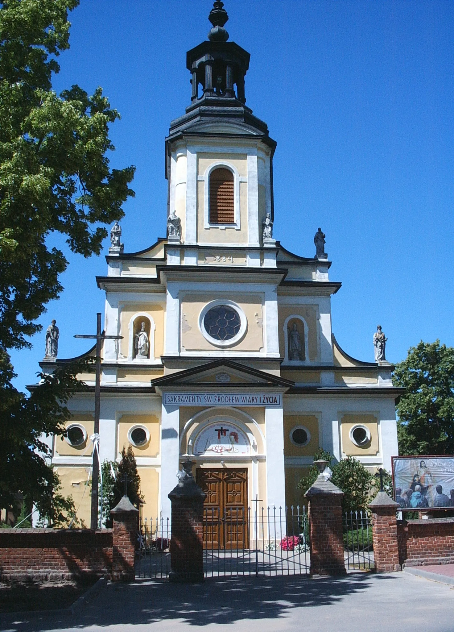 Photo showing: Church in Błędów, Grójec County, Masovian Voivodeship,