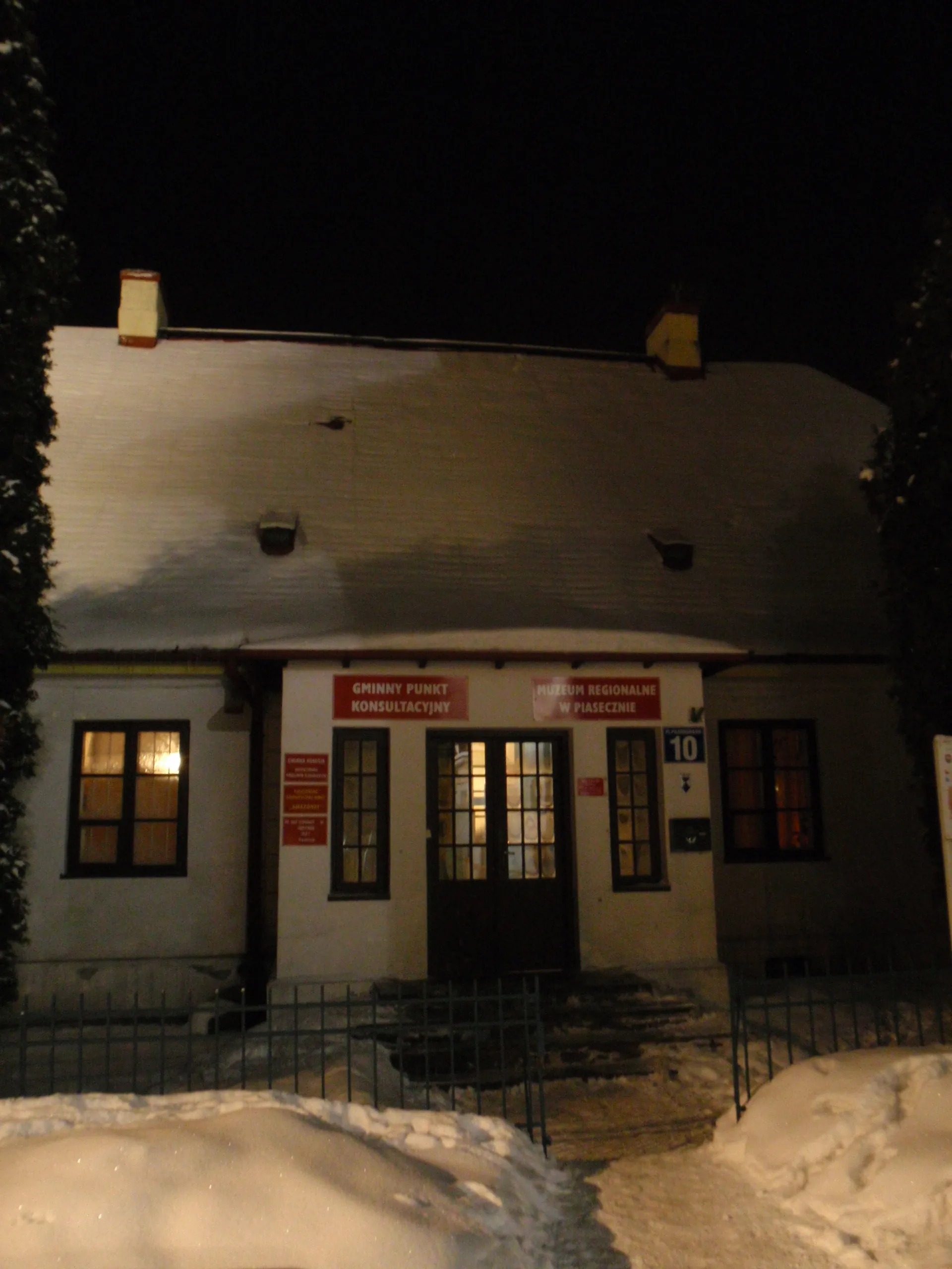 Photo showing: Not exist Regional Museum in Piaseczno in building of the old presbytery.