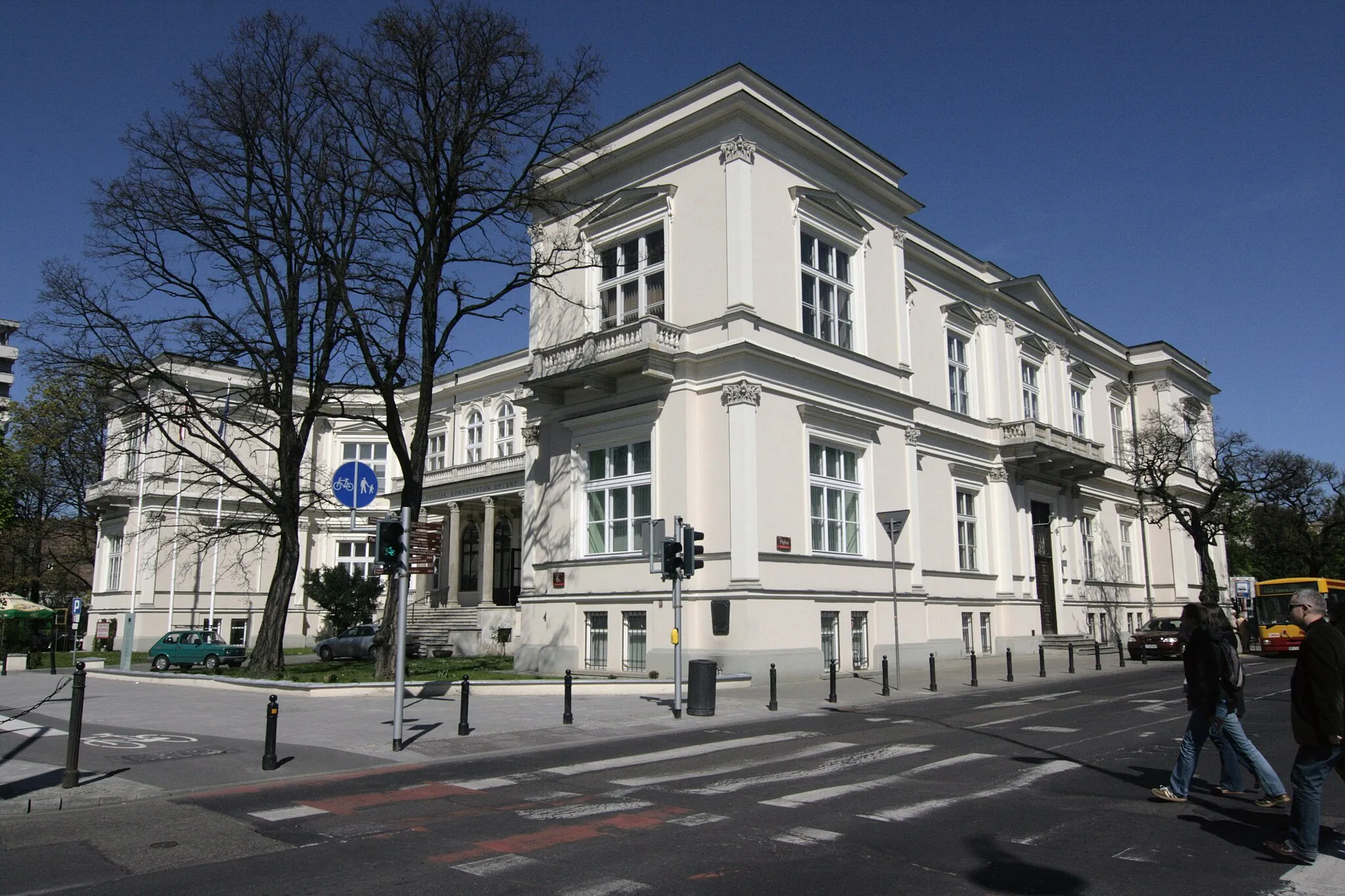 Photo showing: Rembielinski's Palace - Headquarters of Polish Society of War Veterans at Aleje Ujazdowskie 6a in Warsaw
