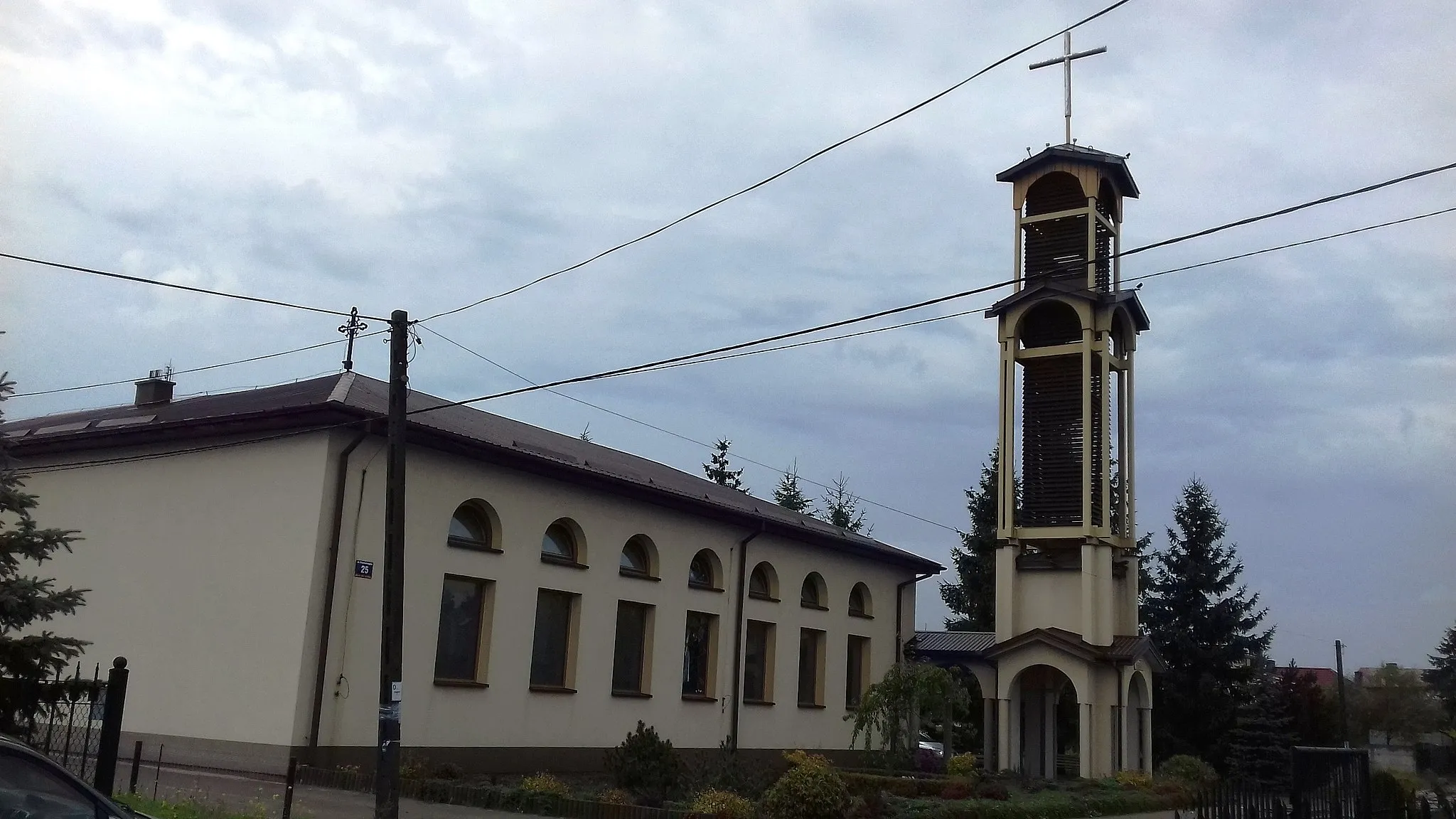 Photo showing: Sękocin Stary (gm. Raszyn, pow. Pruszków) - kościół Św. Faustyny Kowalskiej