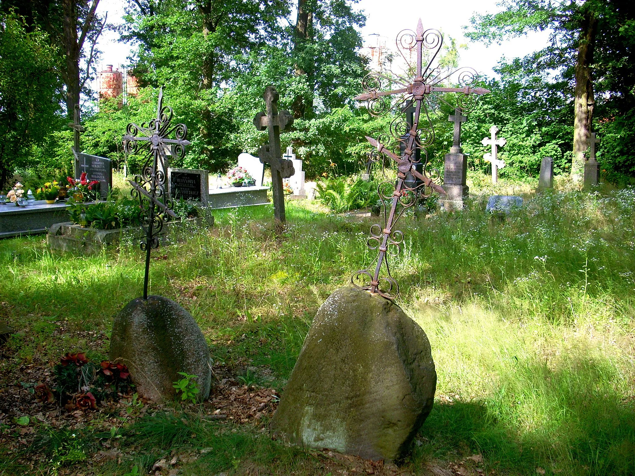 Photo showing: Groby z XIX-pocz. XX w. na cmentarzu prawosławnym w Nowym Modlinie