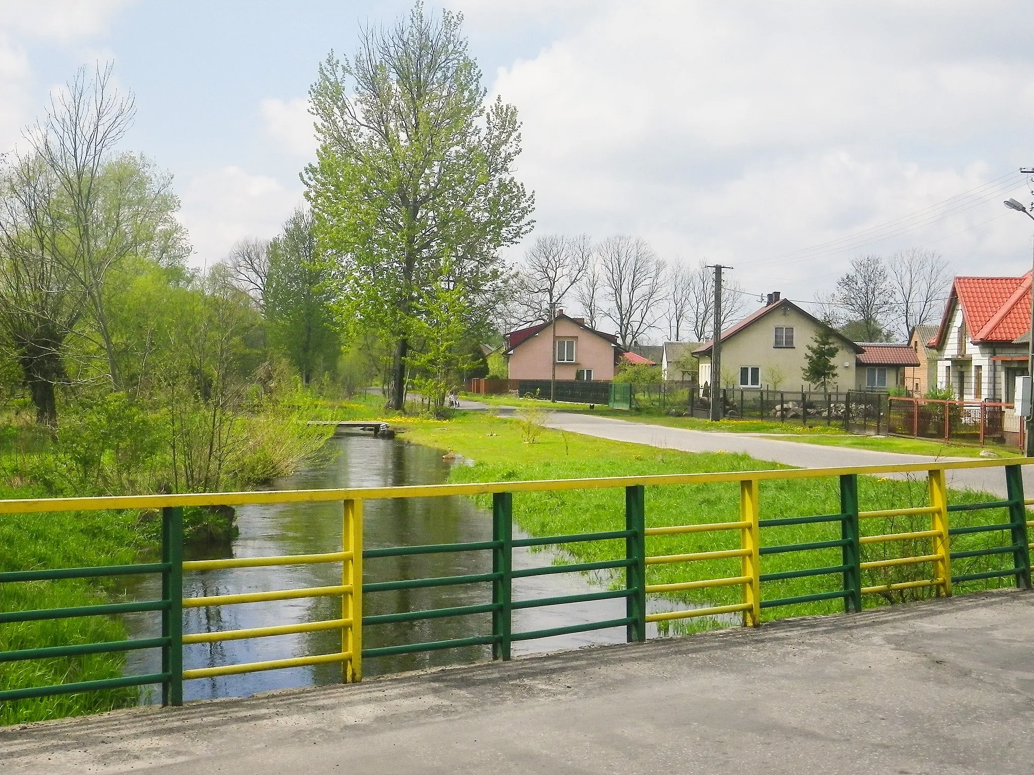 Photo showing: local river at Lipka (Poland, Wołomin County)