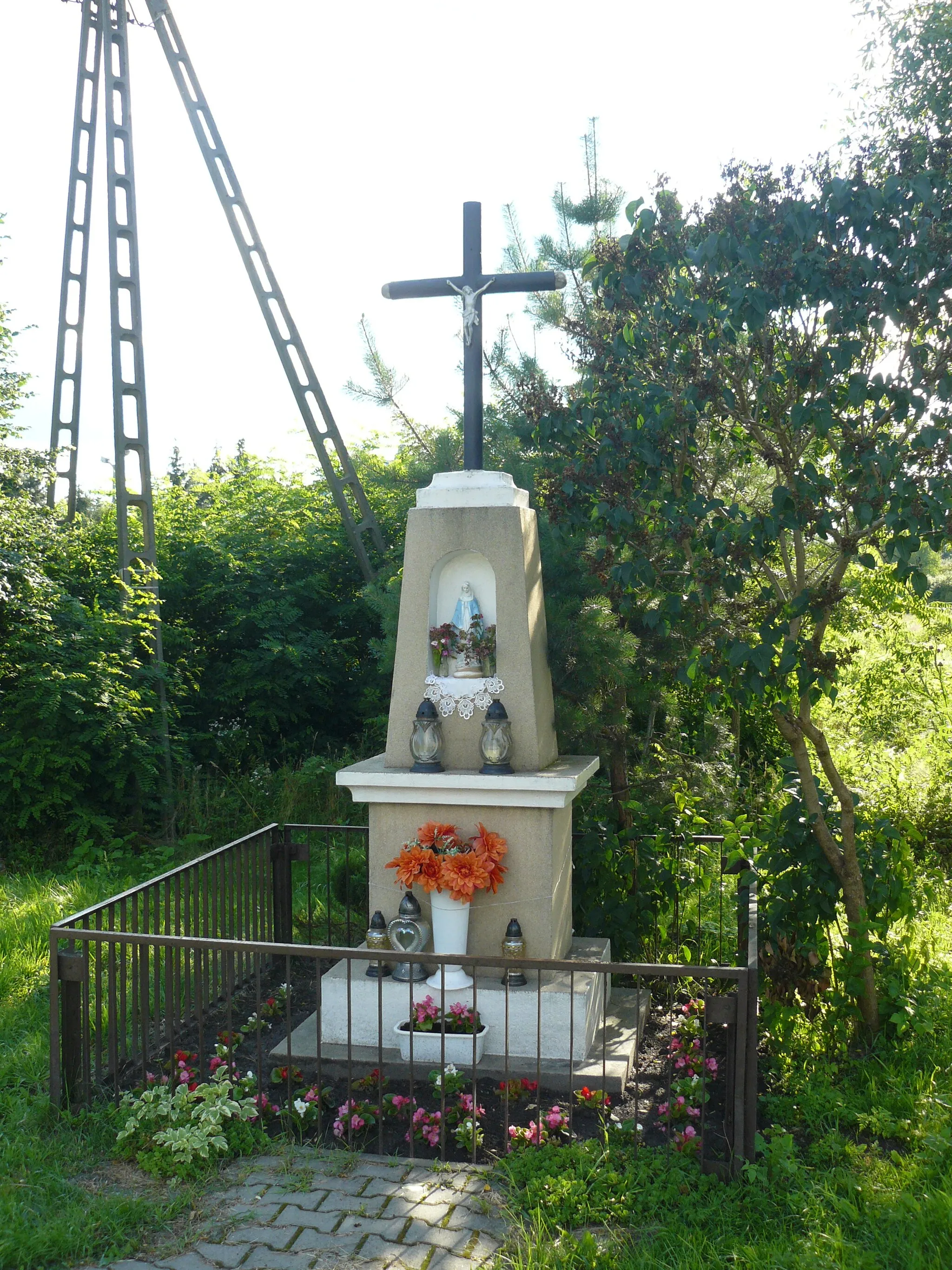 Photo showing: Kapliczka, róg Gołkowskiej i Ceramicznej, Gołków.